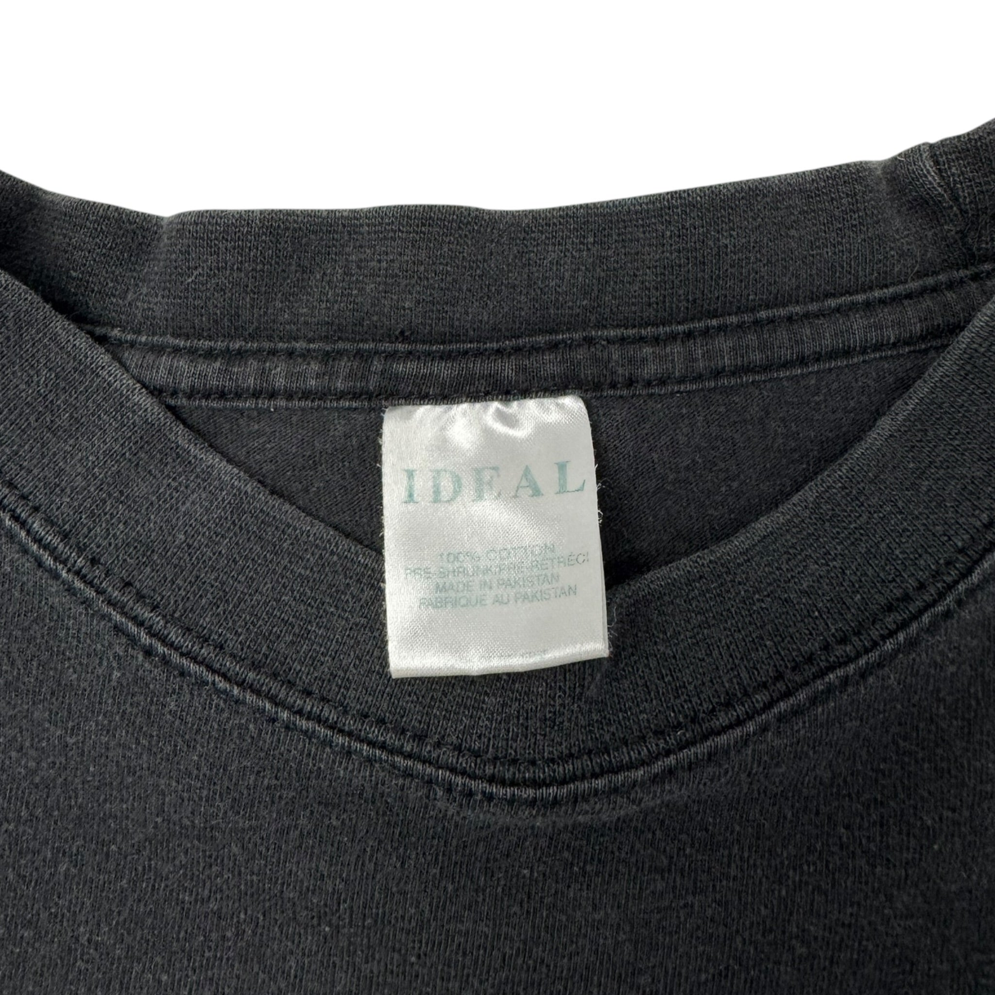 Vintage Y2K DC Shoe Co USA Skate Longsleeve T-Shirt