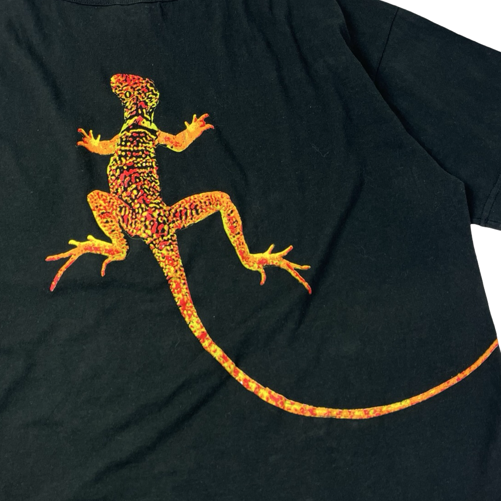 Vintage Marlboro Unlimited Lizard Pocket T-Shirt