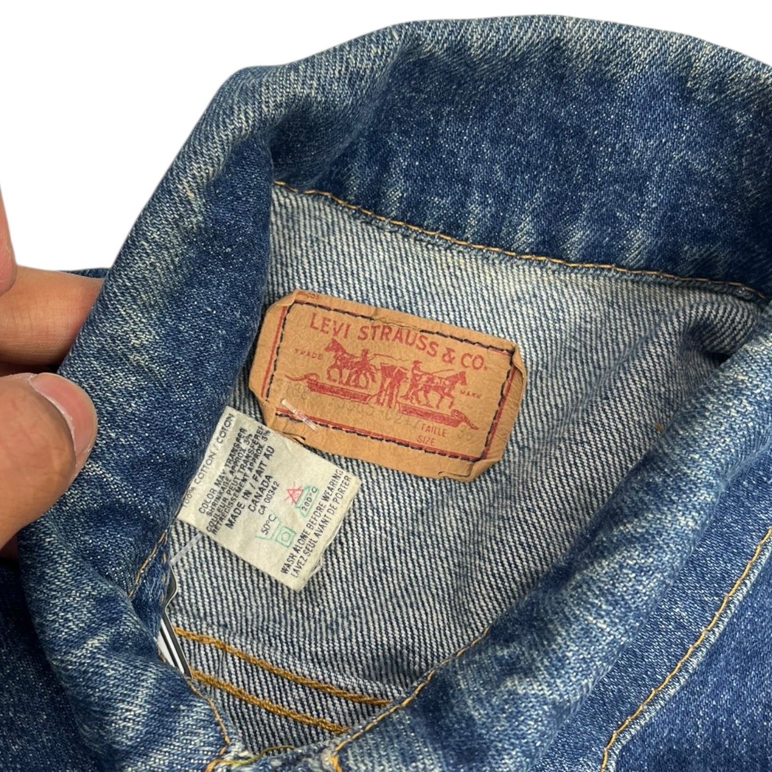 Vintage Levi’s Dark Wash Denim Jacket