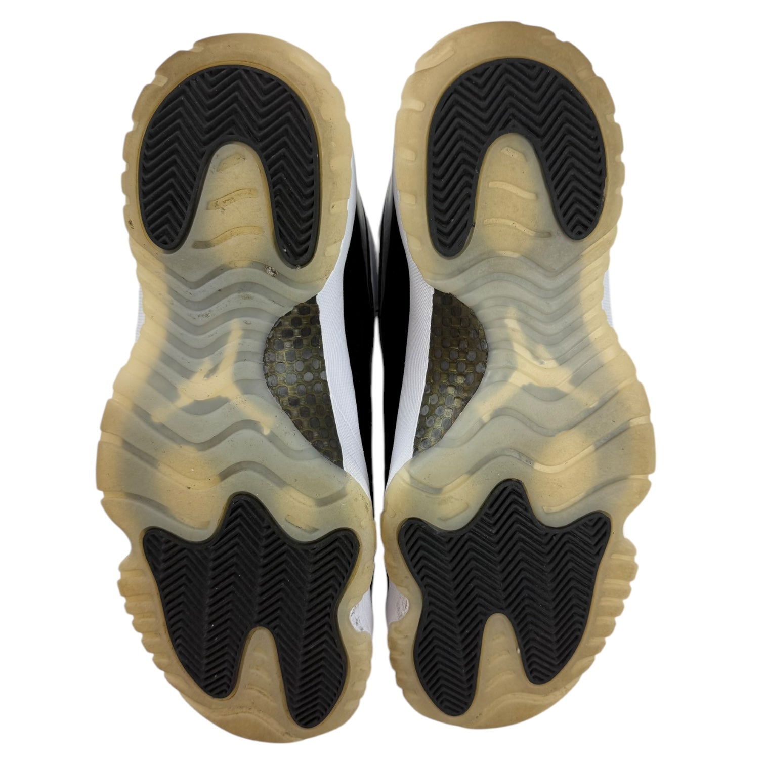 Jordan 11 Retro DMP Gratitude (Used)