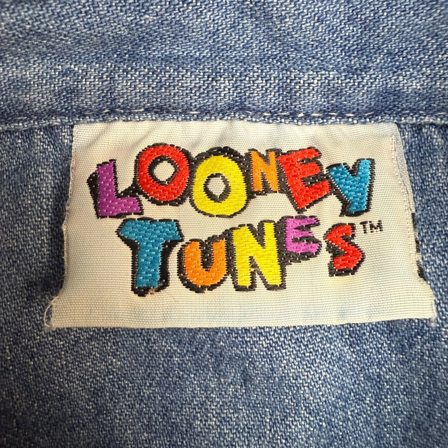 1993 Looney Tunes Denim Button Up Shirt Dark Blue
