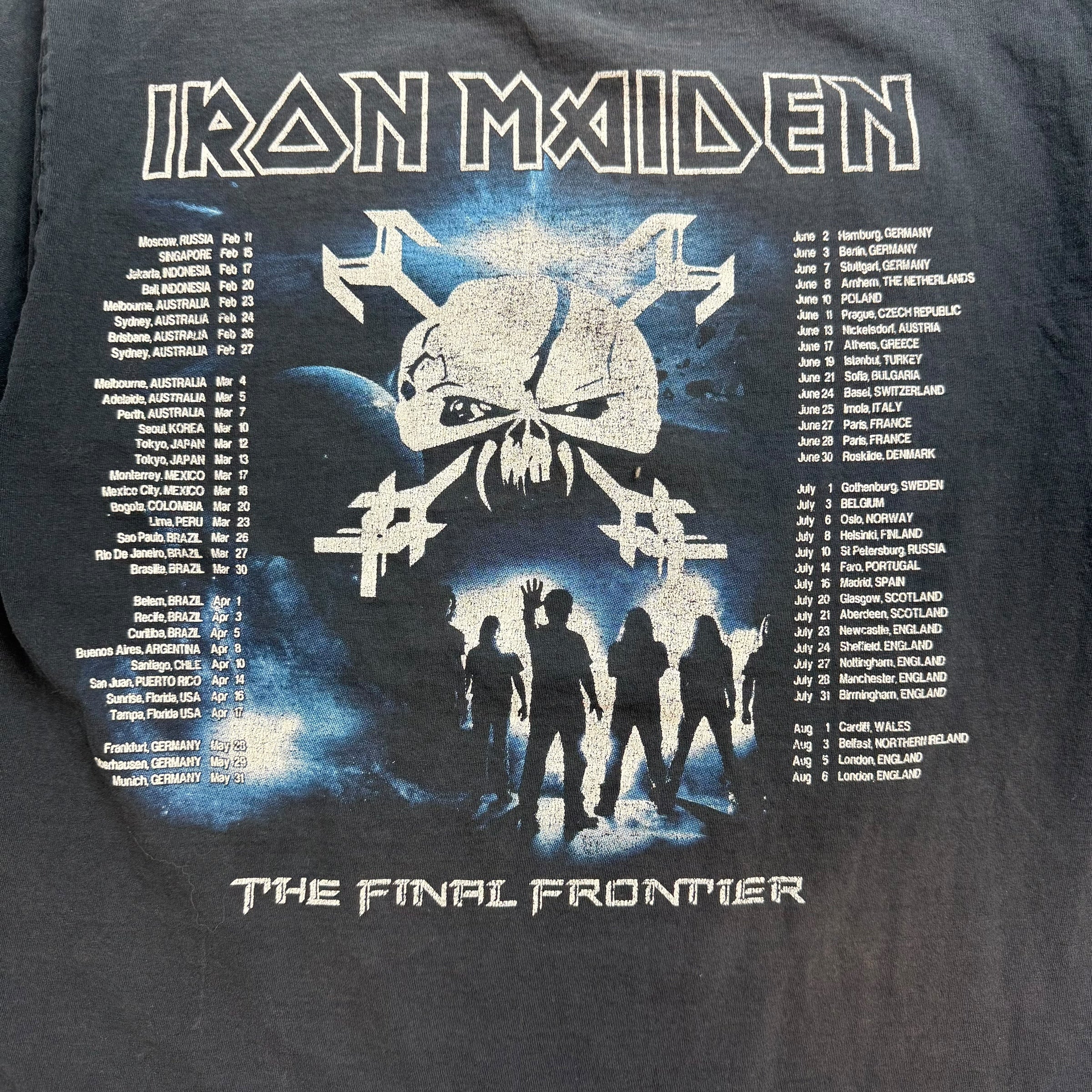 Vintage Iron Maiden Final Frontier Tee Black