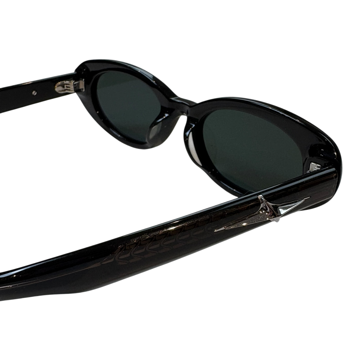 Gentle Monster Bandoneon.S 01 Sunglasses Black