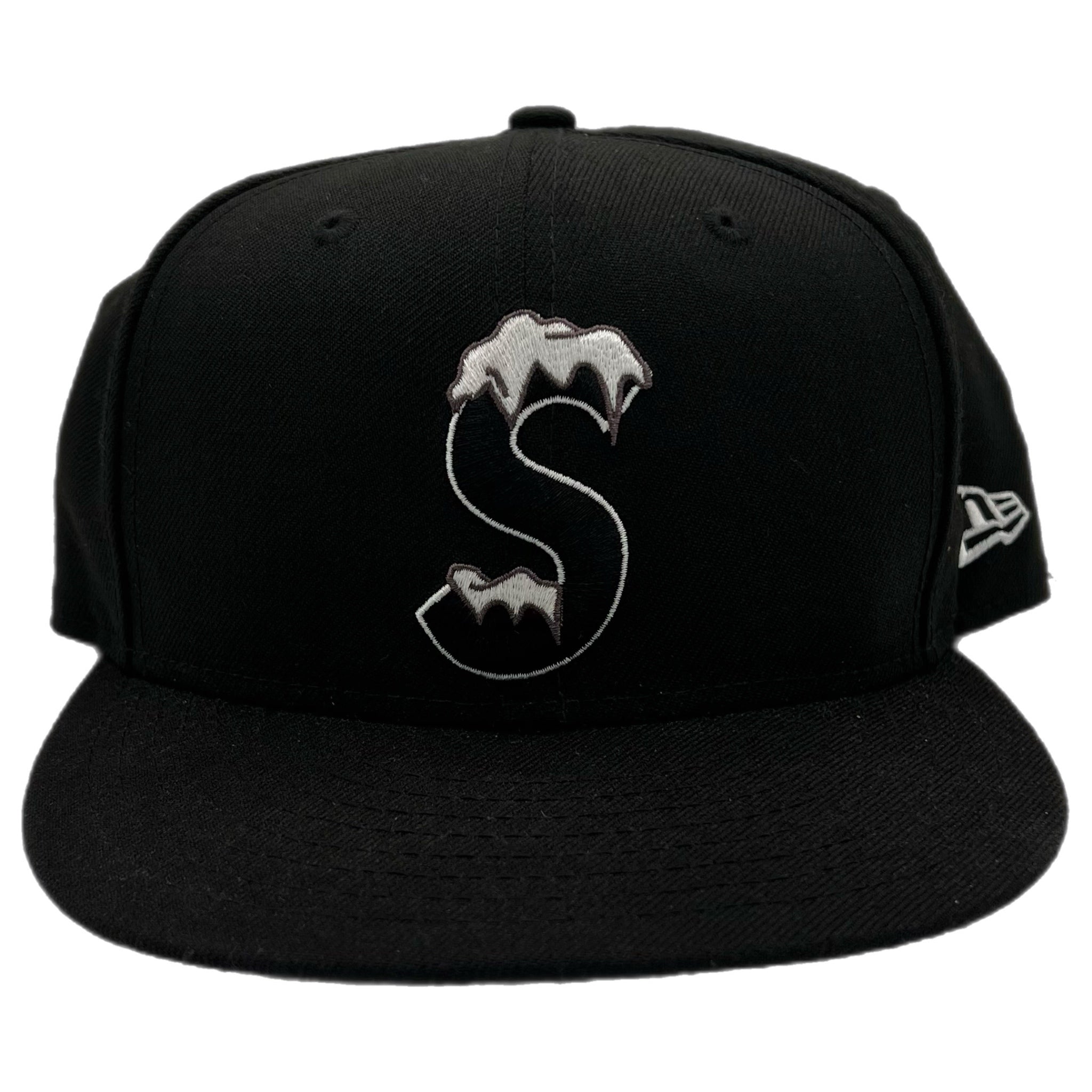 Supreme S Logo FW20 New Era Fitted Hat Black