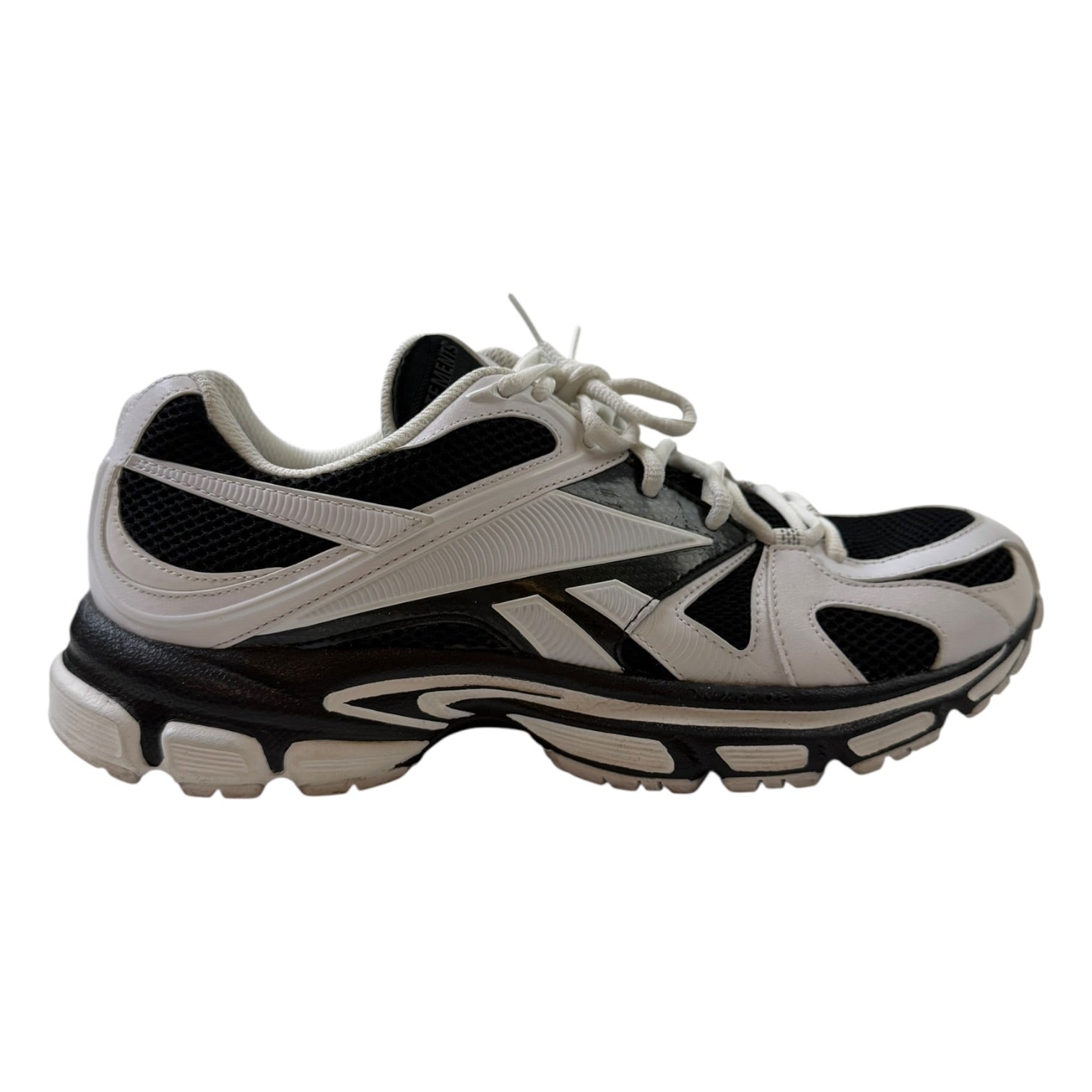 Reebok x Vetements Spike Runner 200 Black/White (Used)