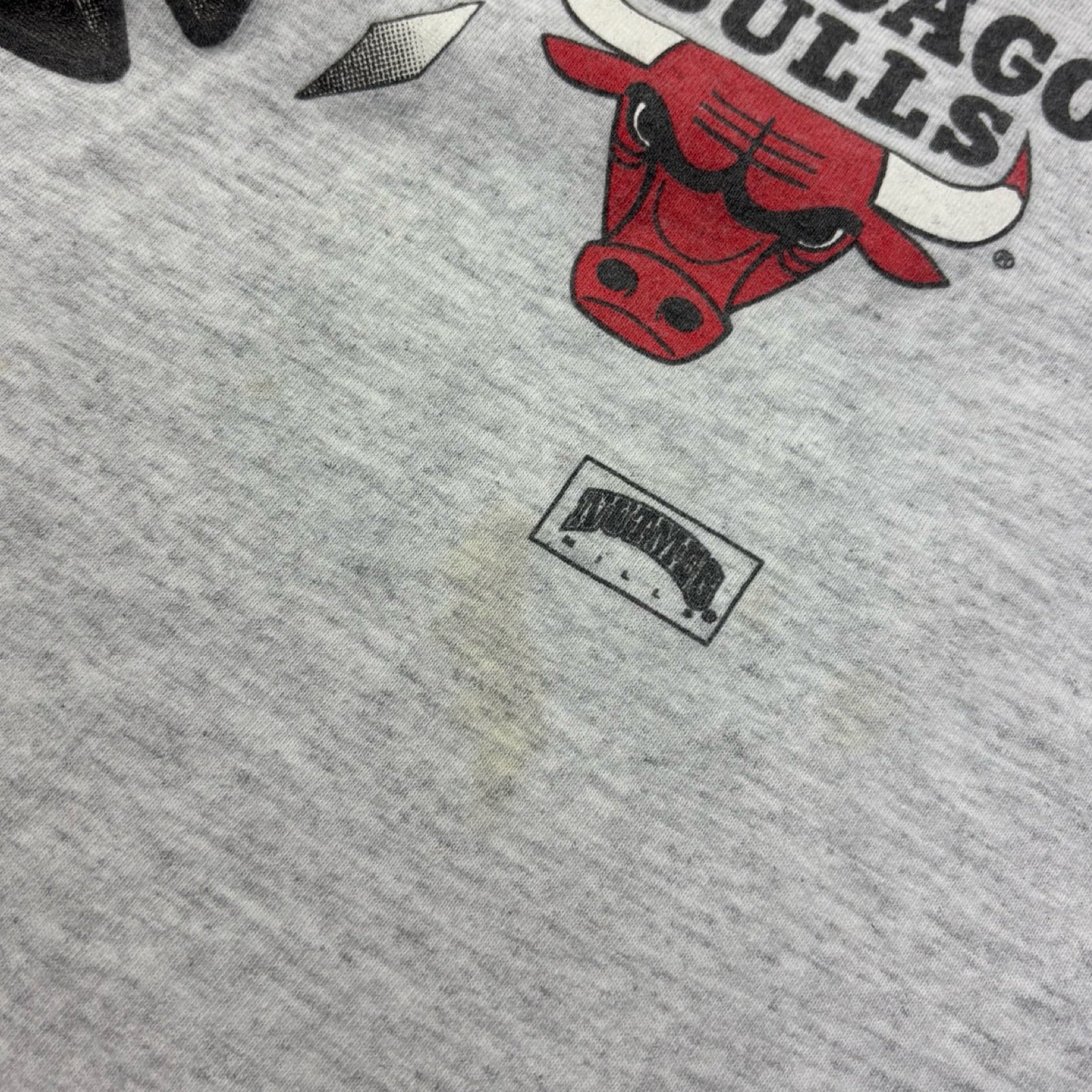 1993 Chicago Bulls NBA Finals Mascot T-Shirt Grey