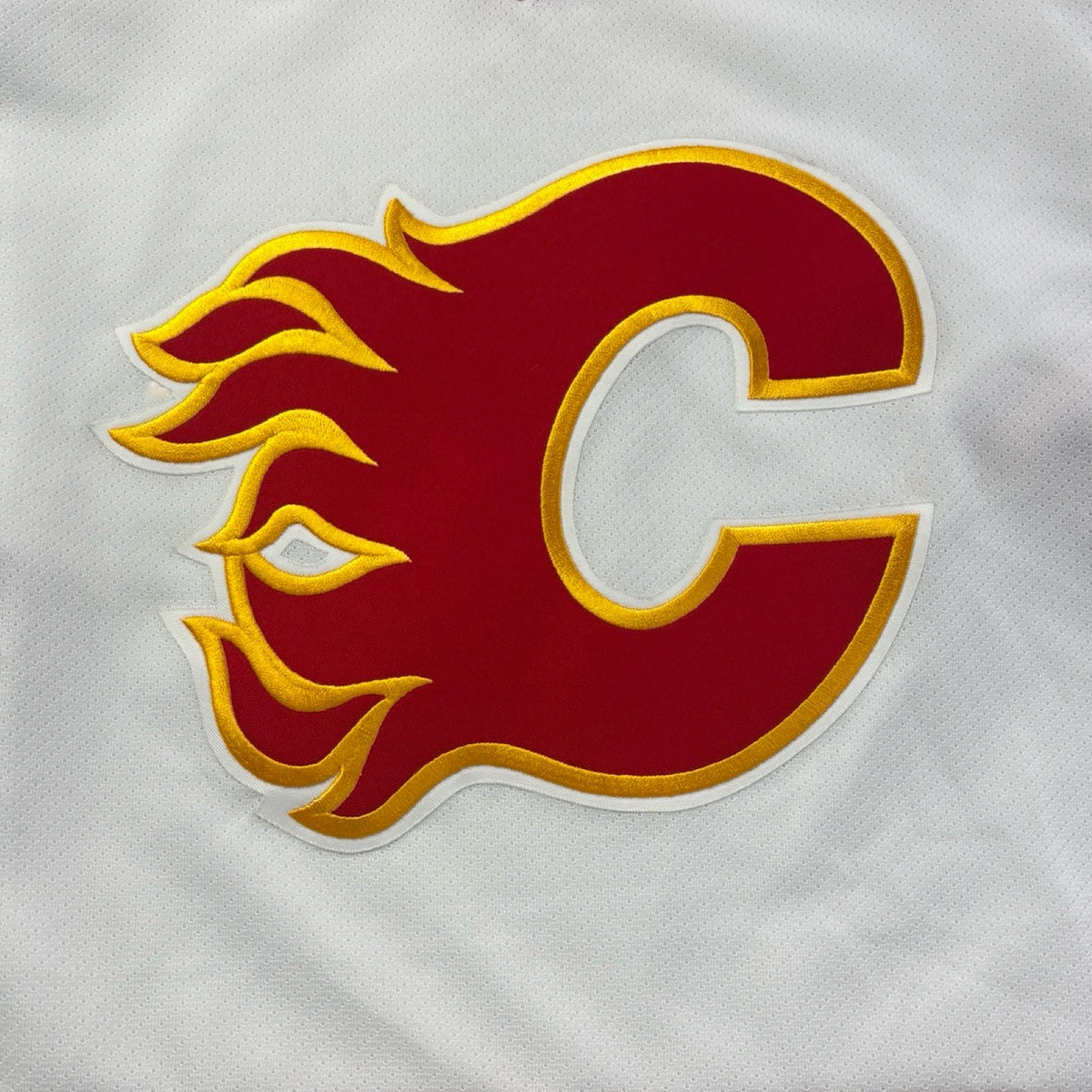 Vintage CCM Calgary Flames 89’ Stanley Cup Patched NHL Home Jersey