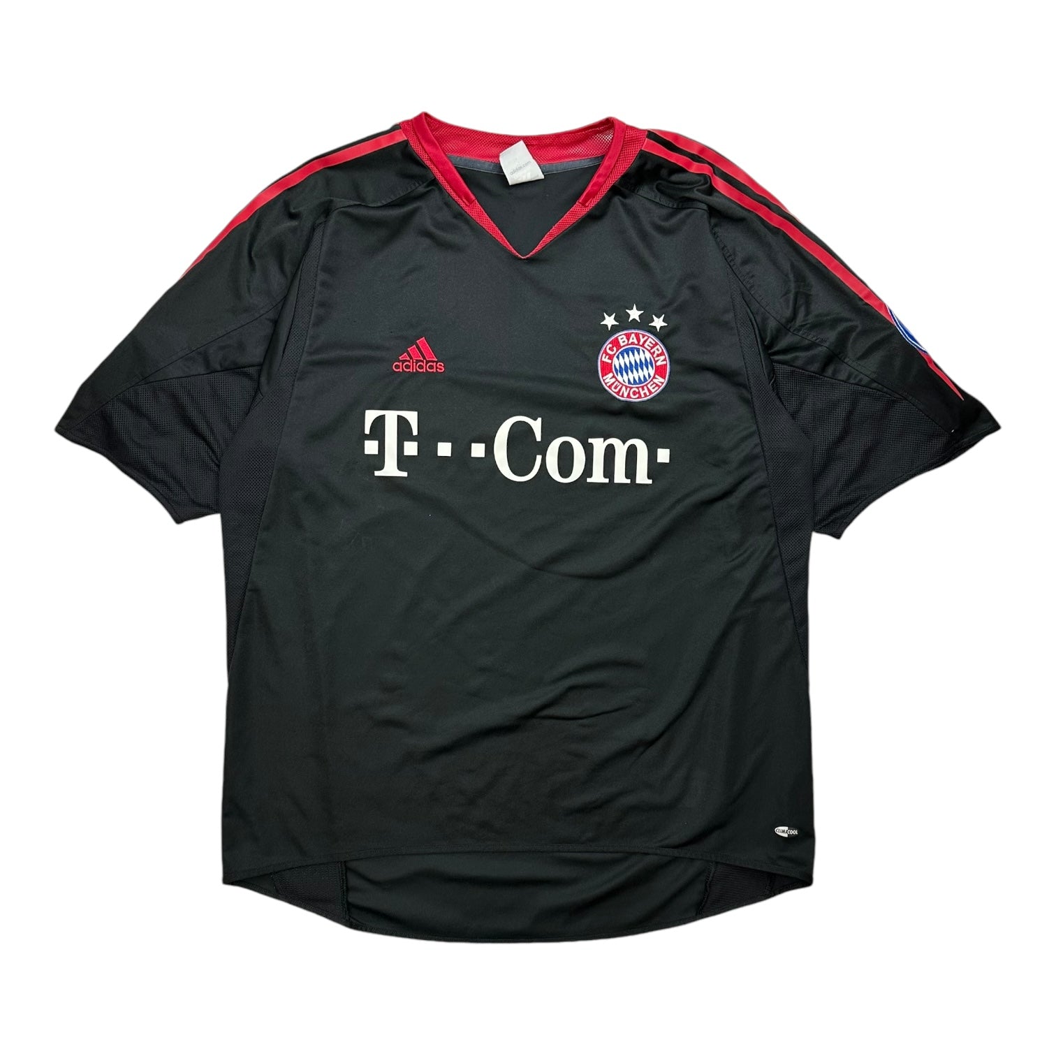 Vintage FC Bayern Munich Soccer Jersey Black