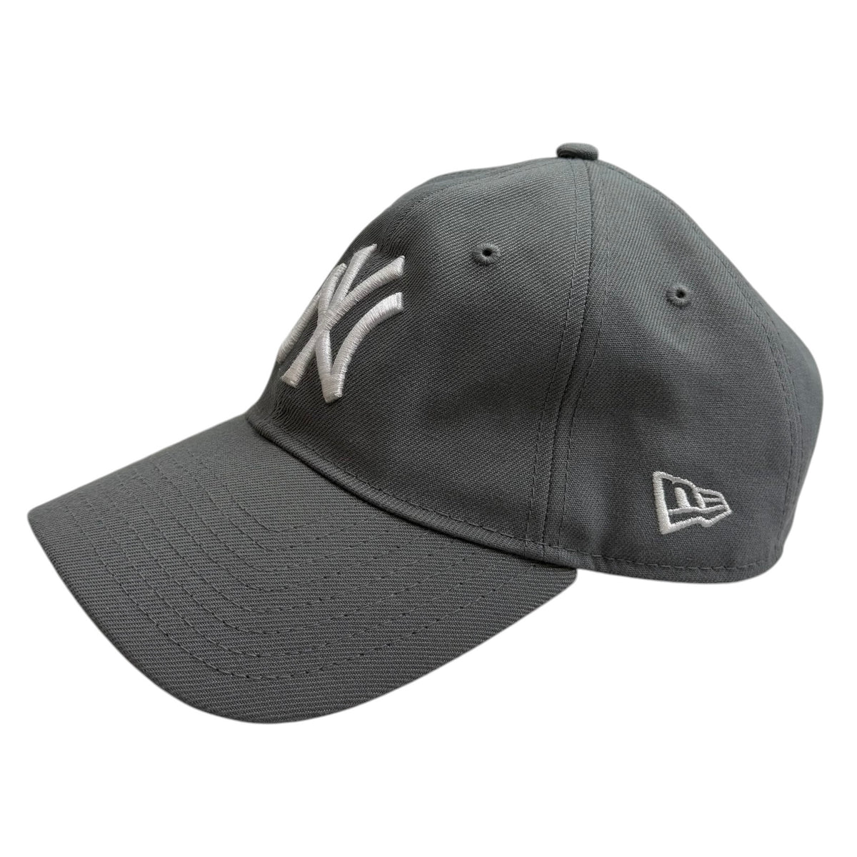 MoMA X NY Yankees Adjustable Baseball Cap Grey