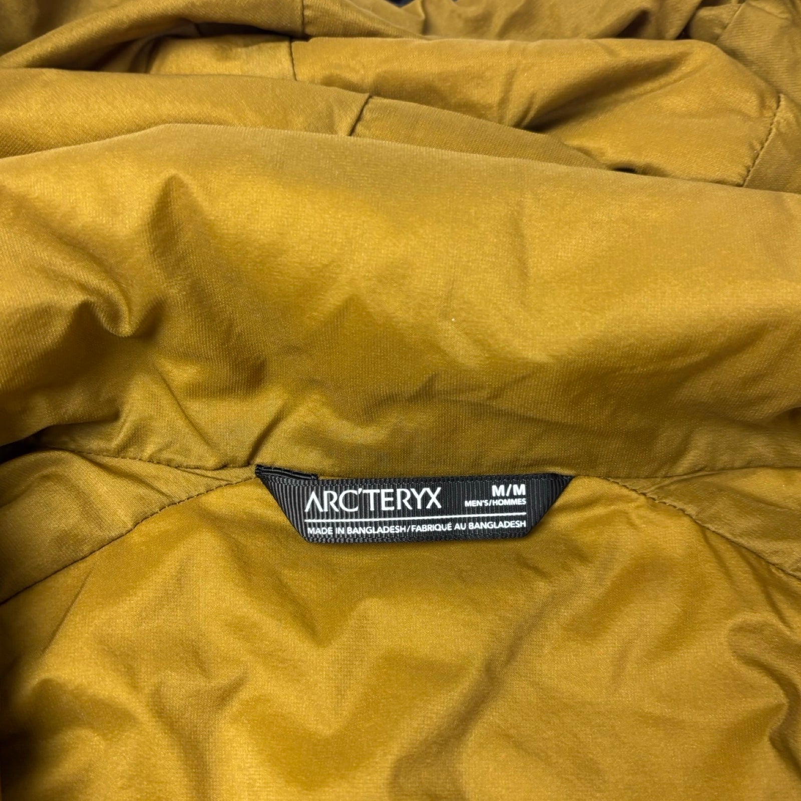 Arc’Teryx Atom Lt Hoody Black/Gold