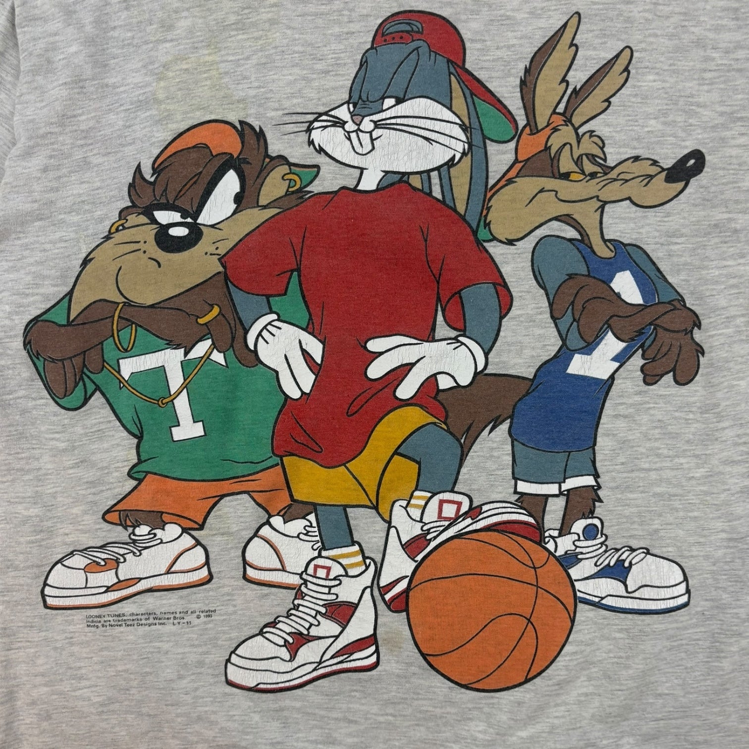 Vintage 1993 Looney Tunes Basketball Team T-Shirt Grey