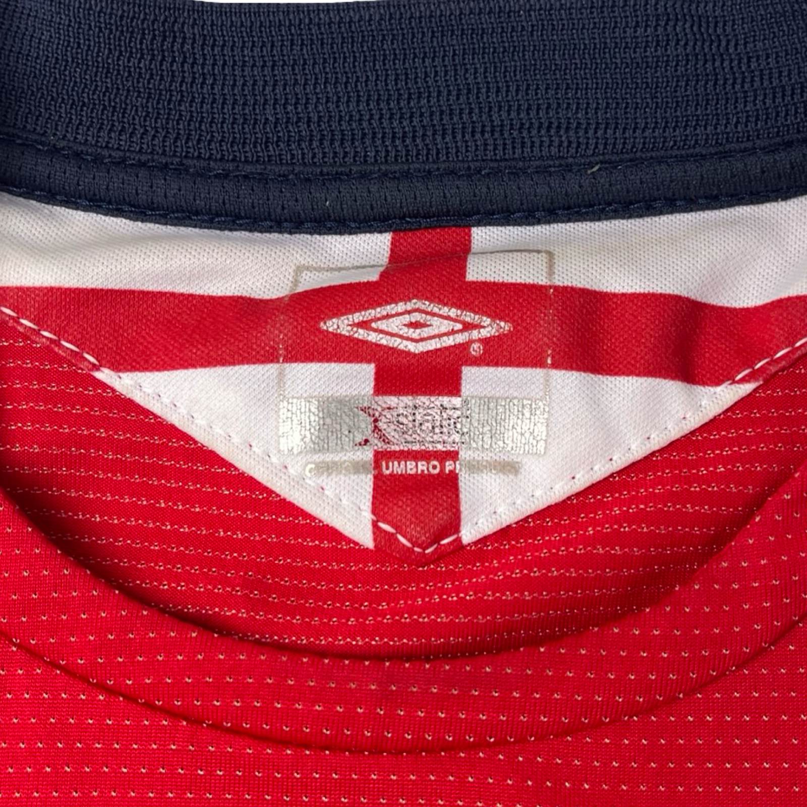 2004-2006 Umbro England Away Soccer Jersey