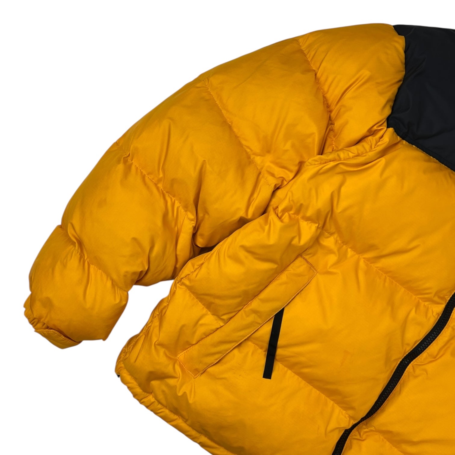 North face 700 Puffer Jacket Black/Yellow