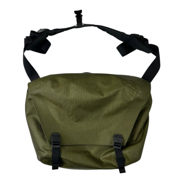 Arc'teryx Leaf Granville 10 Courier Bag Sample Green