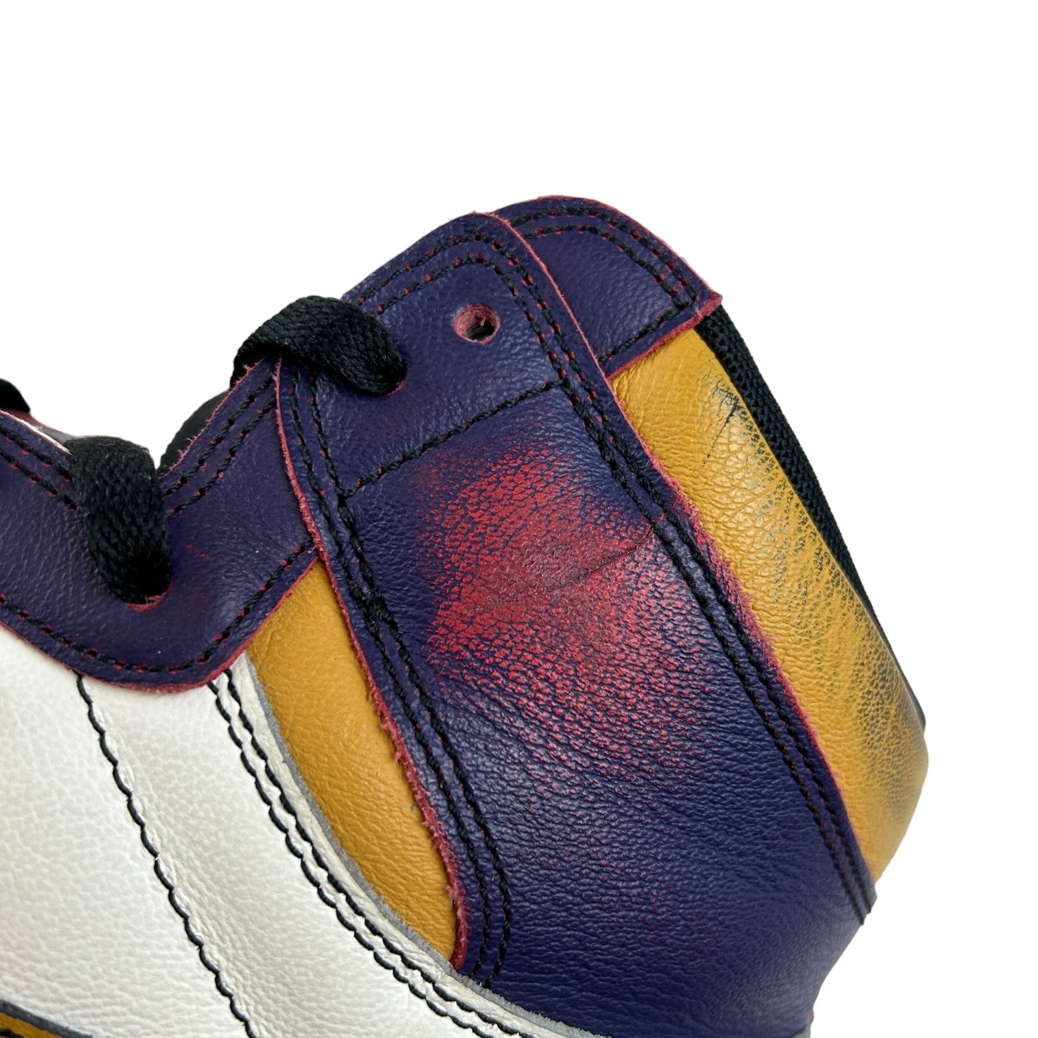 Jordan 1 sb sales lakers to chicago