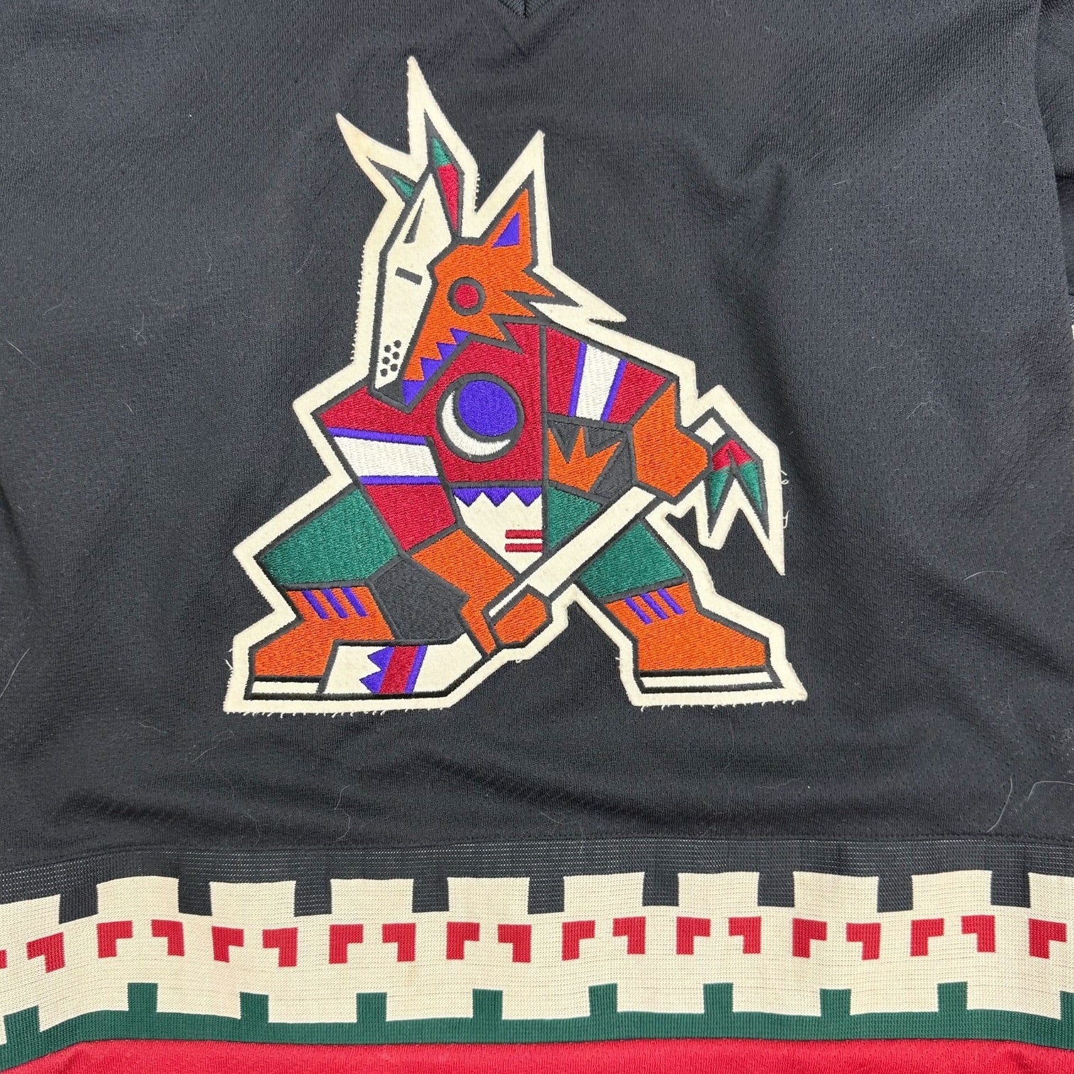 Vintage CCM Phoenix Coyotes Kachina Jersey Black/Maroon
