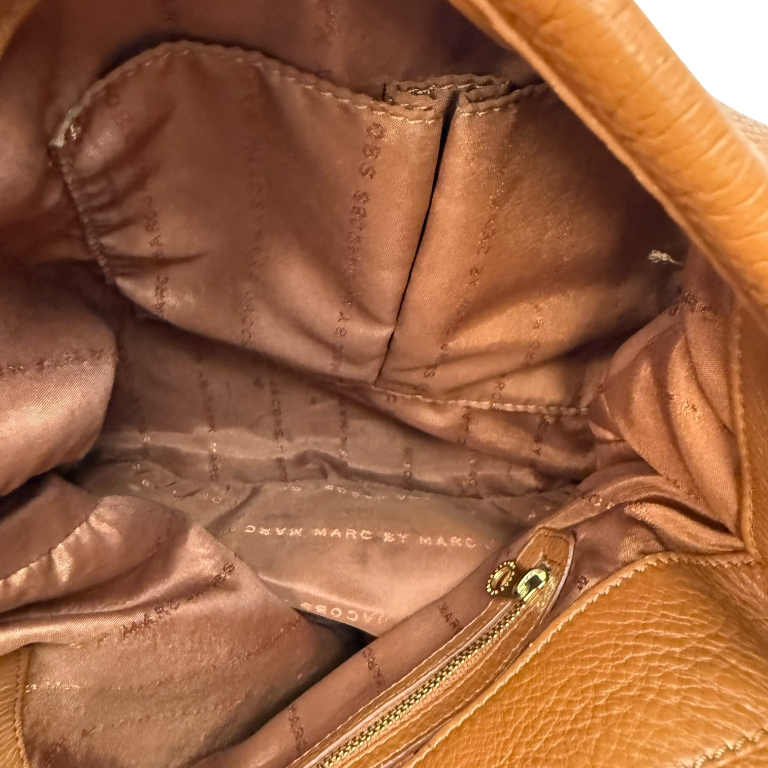 (W) Vintage Marc By Marc Jacob’s Hobo Handbag Brown