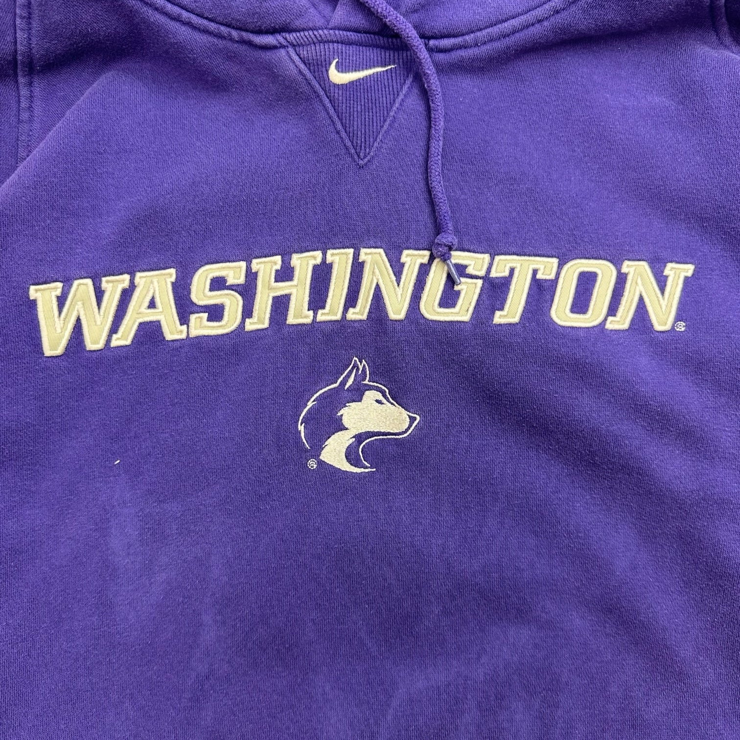 Vintage Nike Washington Huskies Hoodie Purple