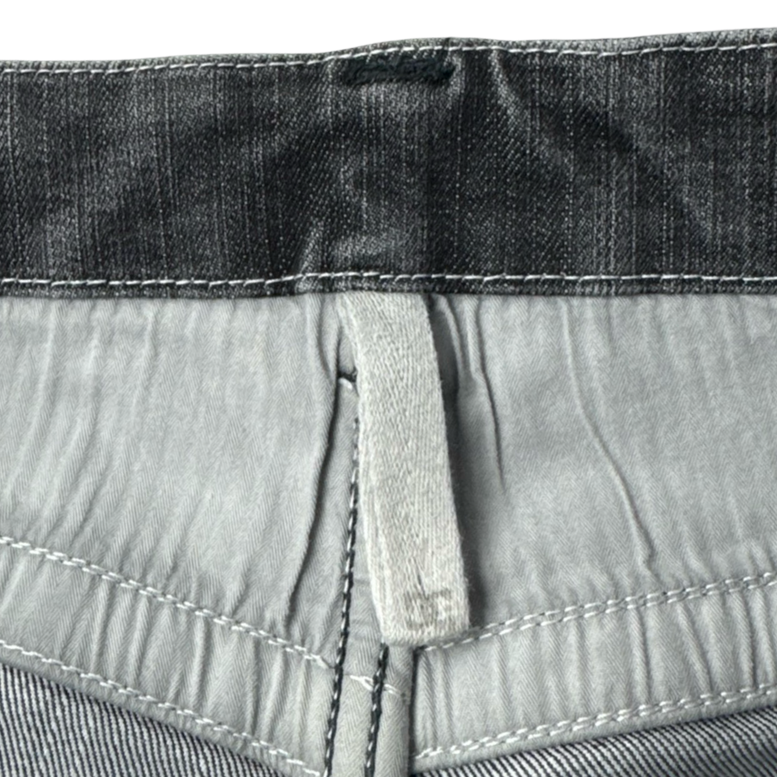 Vintage DC Shoe Co. Logo Pocket Denim Jeans