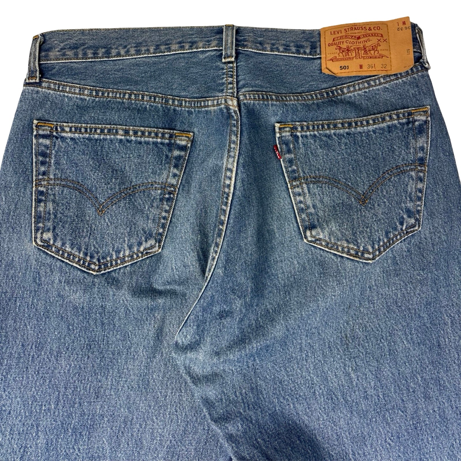 Vintage Levi’s 501 Jeans Medium Wash