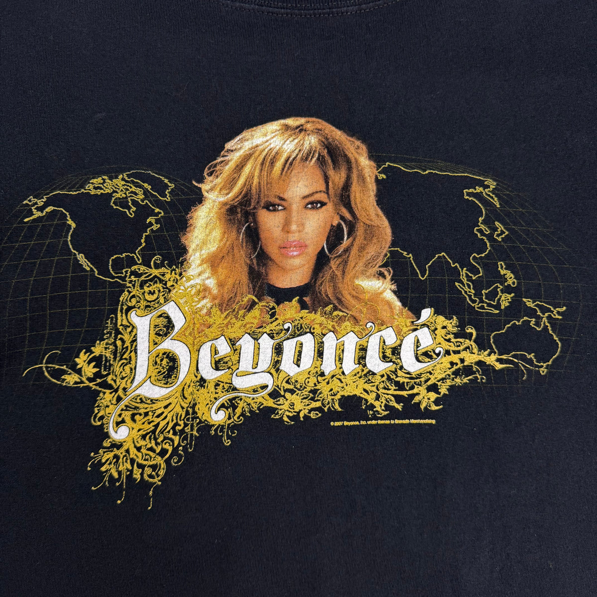 (W) 2007 Beyonce The Beyonce Experience World Tour Tee Black