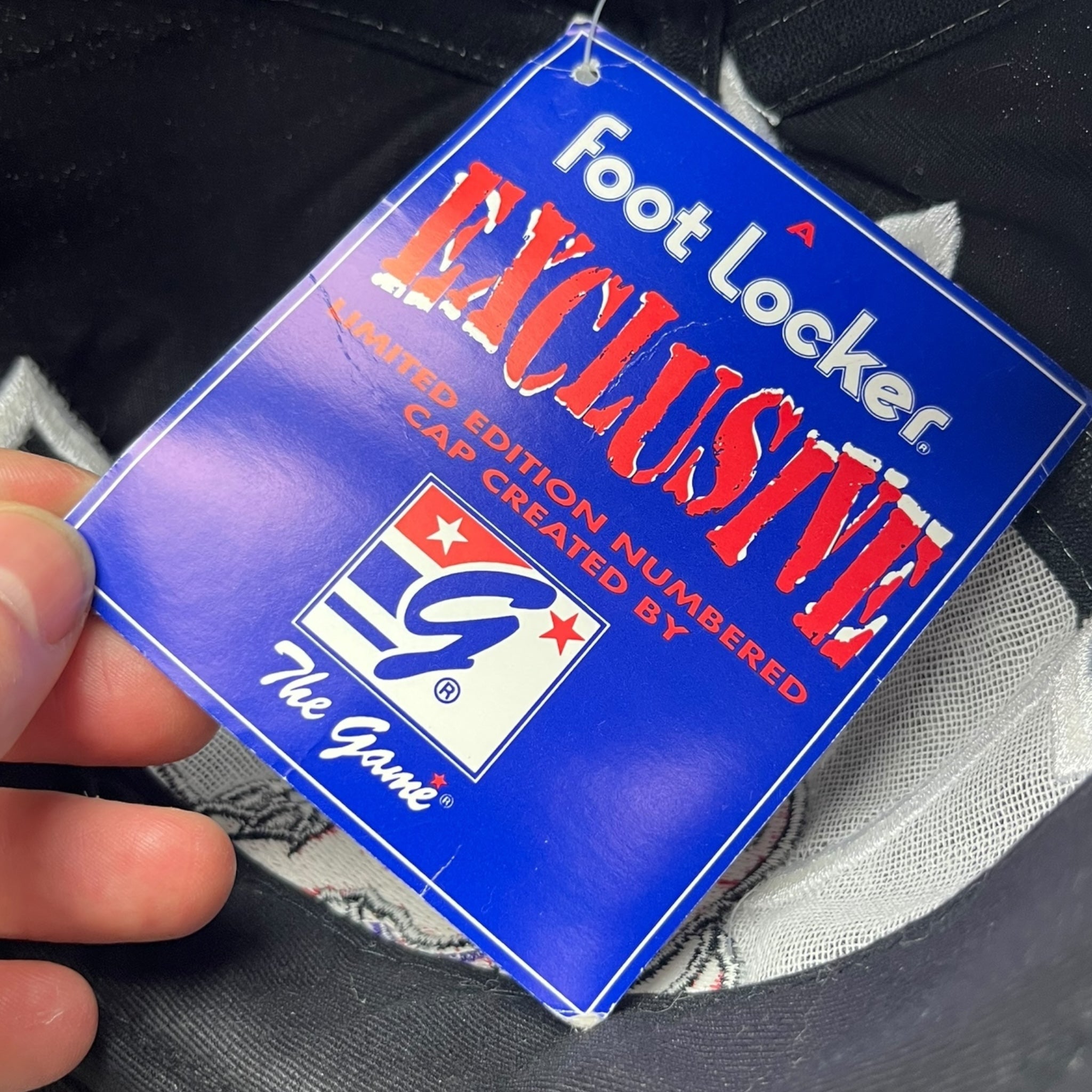 Vintage Toronto Raptors Big Maple Leaf Hat