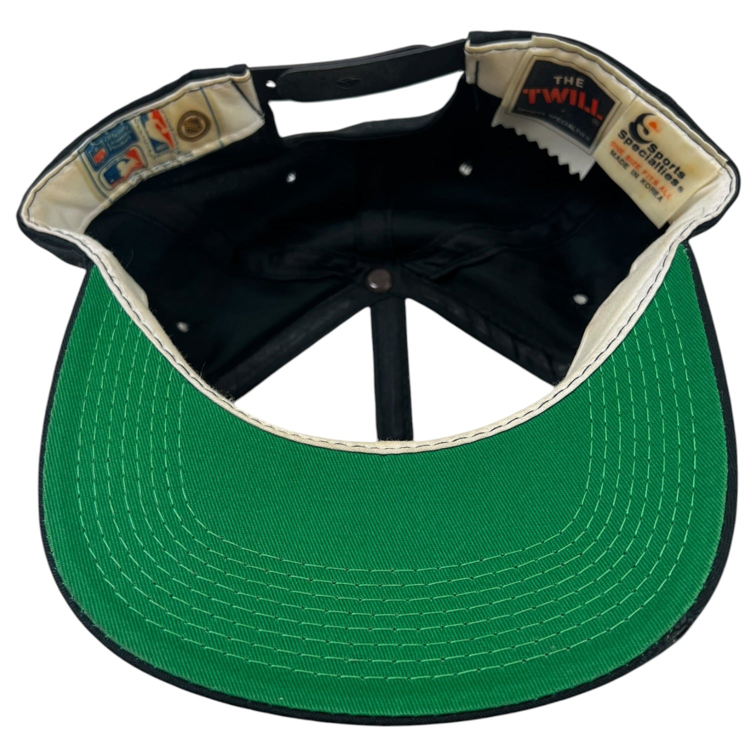 Vintage 91-92’ Chicago Bulls “Back-to-Back” Hat Black