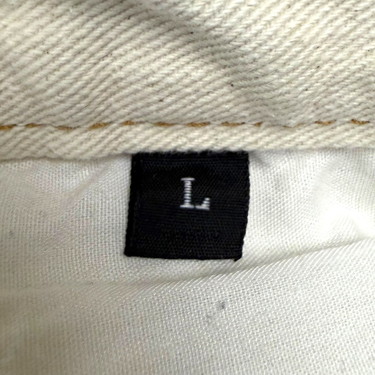 Dgreen Pleated Denim Shorts White
