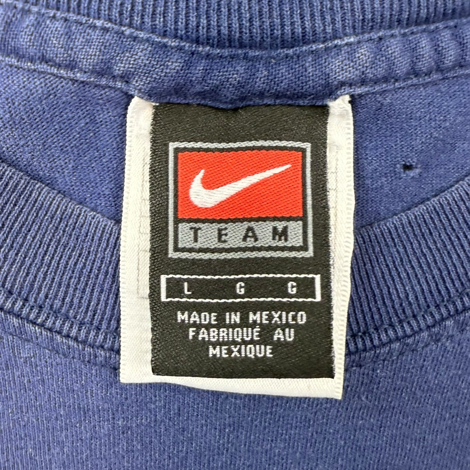 Vintage Nike Teams North Carolina Tee Navy Blue
