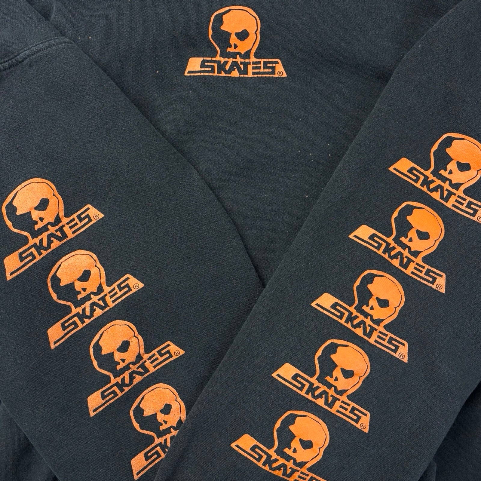 Vintage Skull Skates Pullover Hoodie Black