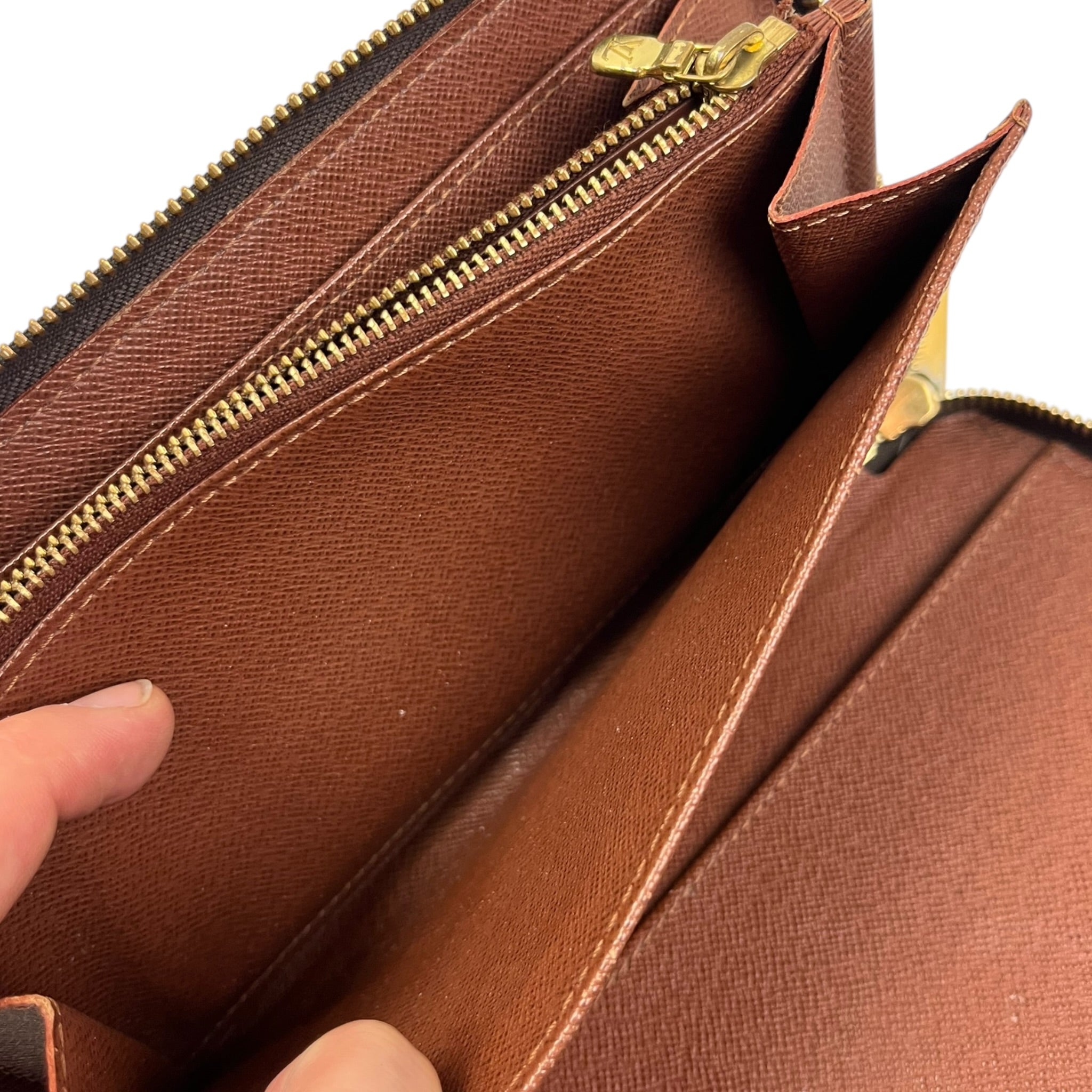Louis Vuitton Zippy Organizer Monogram Wallet