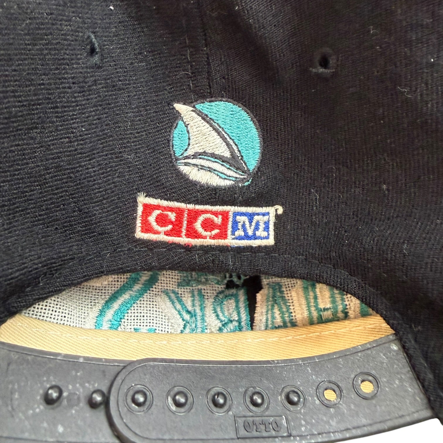 Vintage CCM San Jose Sharks SnapBack Black/Teal