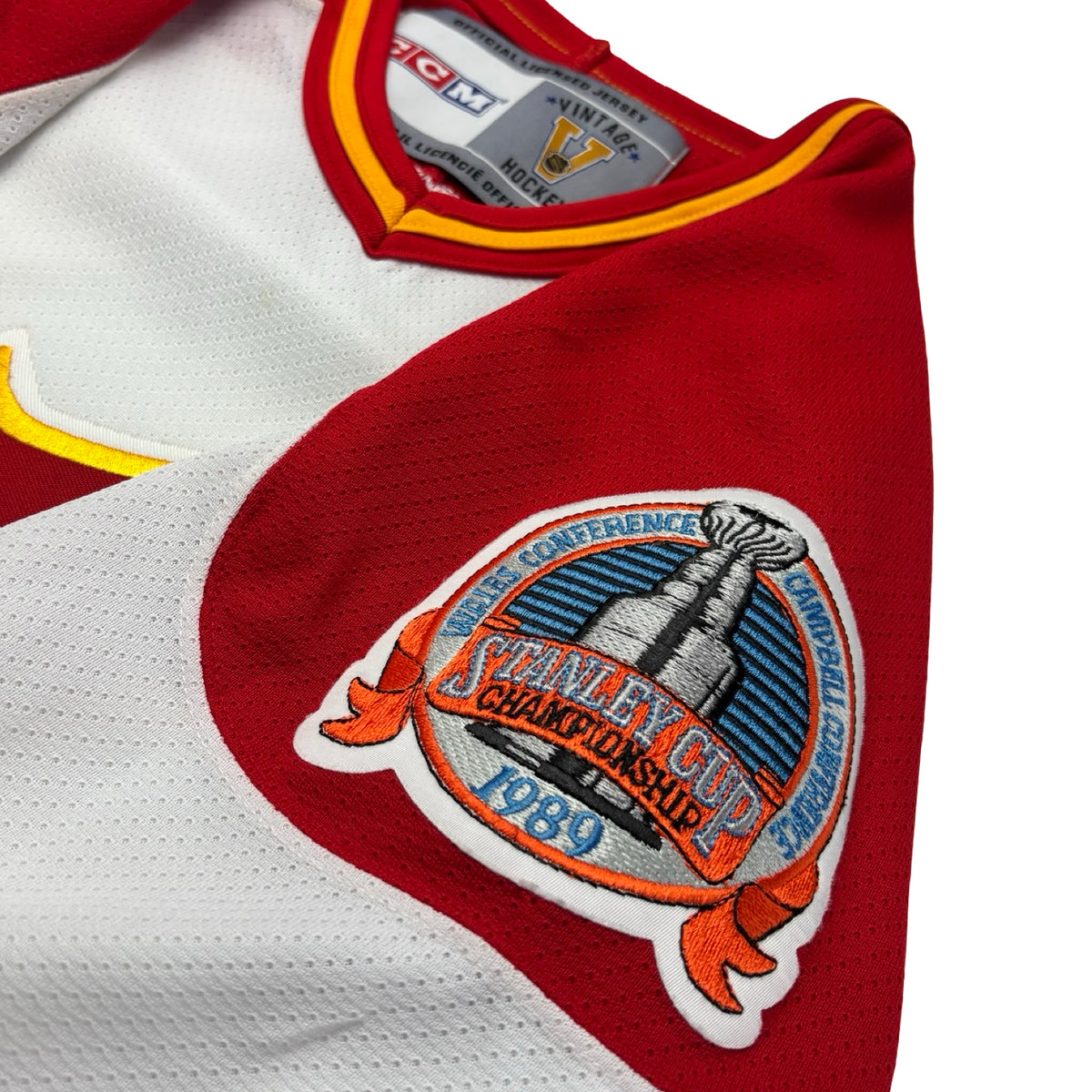 Vintage CCM Calgary Flames 89’ Stanley Cup Patched NHL Home Jersey