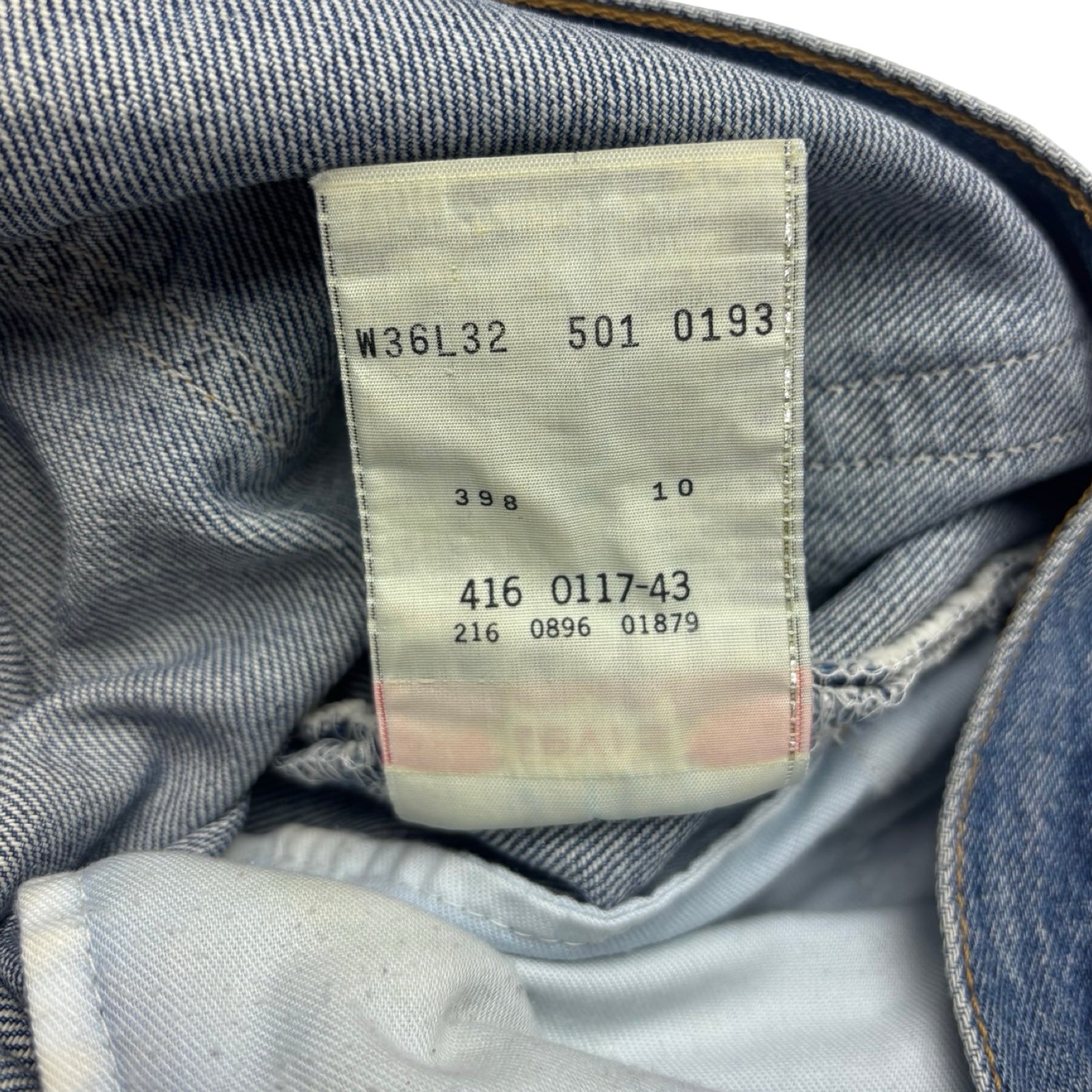 Vintage Levi’s 501 Jeans Medium Wash