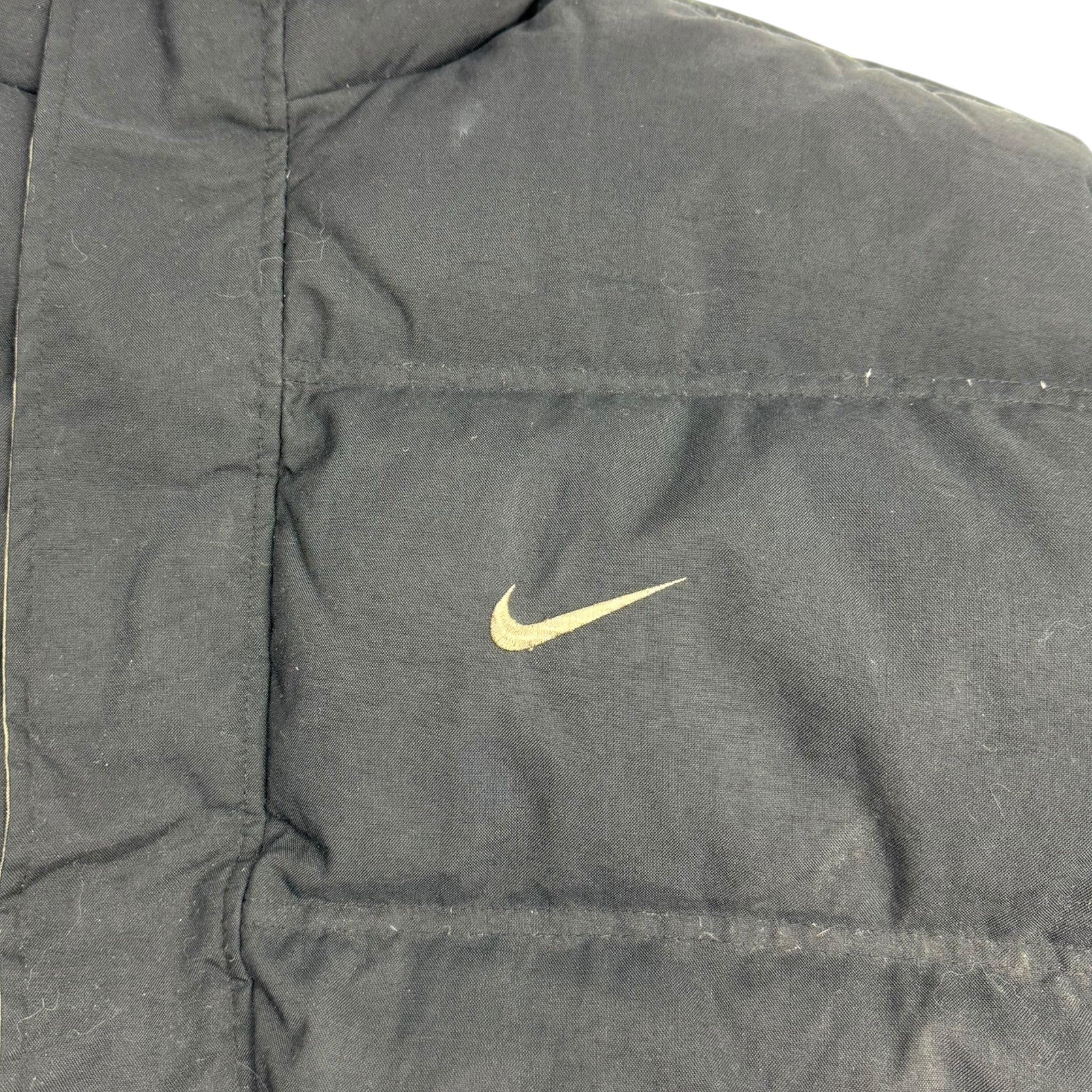 Vintage Nike Puffer Jacket Black Red