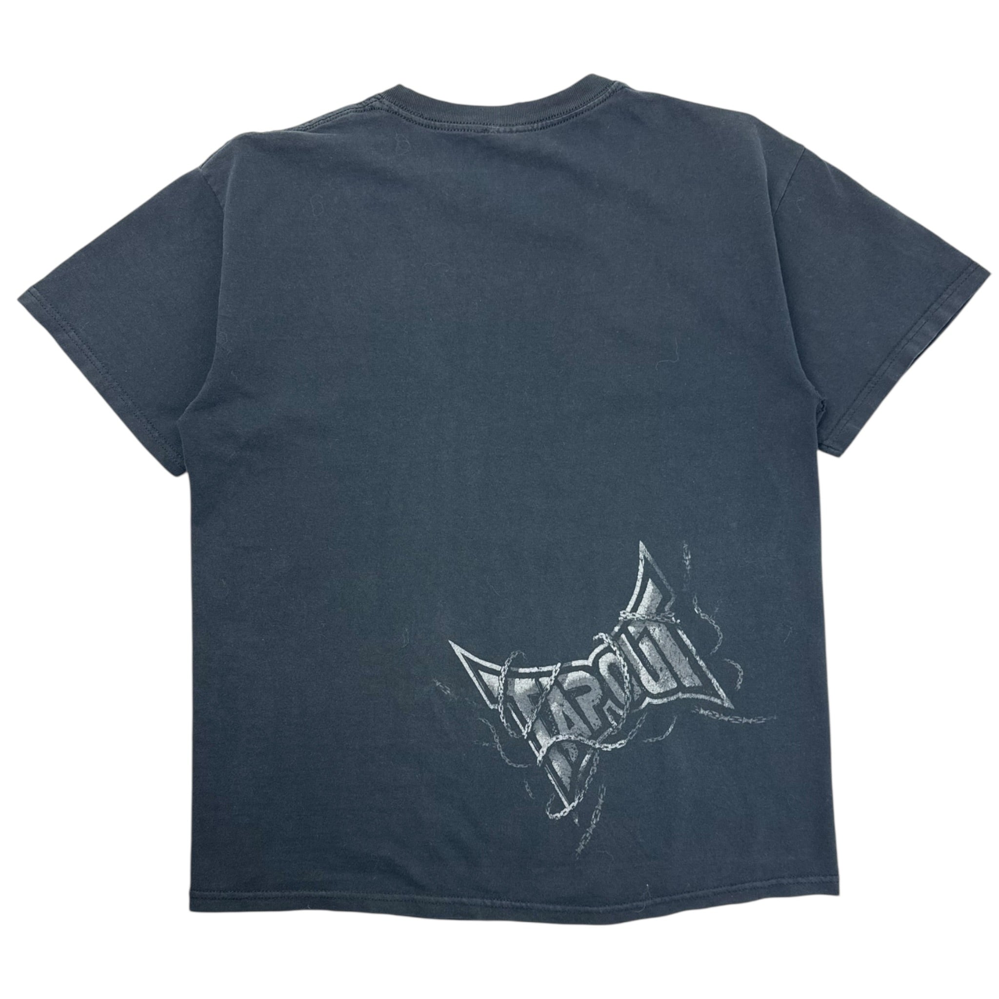 Vintage Y2K Tapout Chained Logo T-Shirt