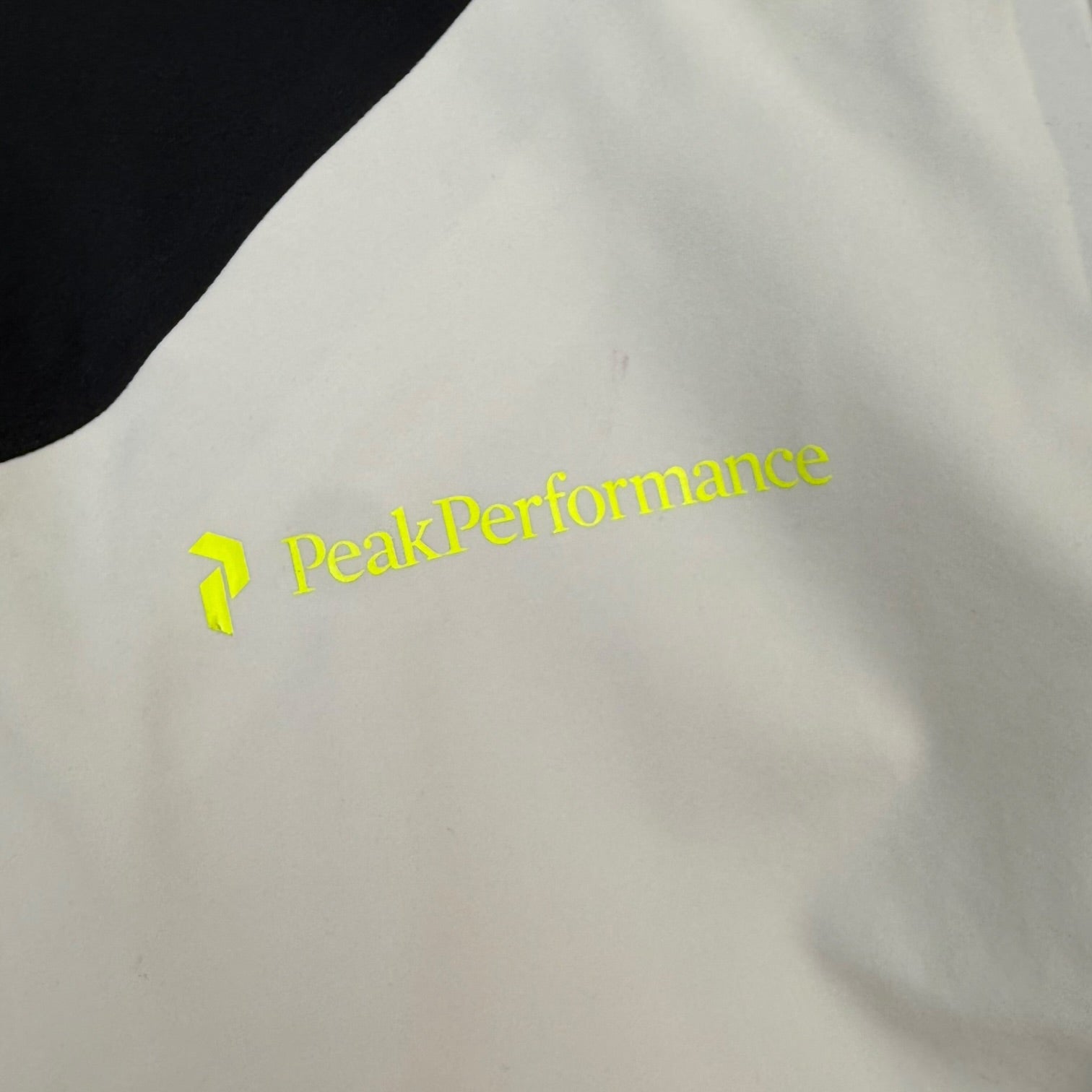 Peak Performance G Howick Hipe Ace Jacket White/Black