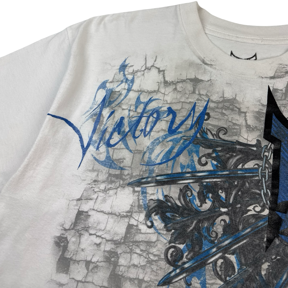 Vintage Y2K Tapout MPS Cyber Mall Goth T-Shirt White