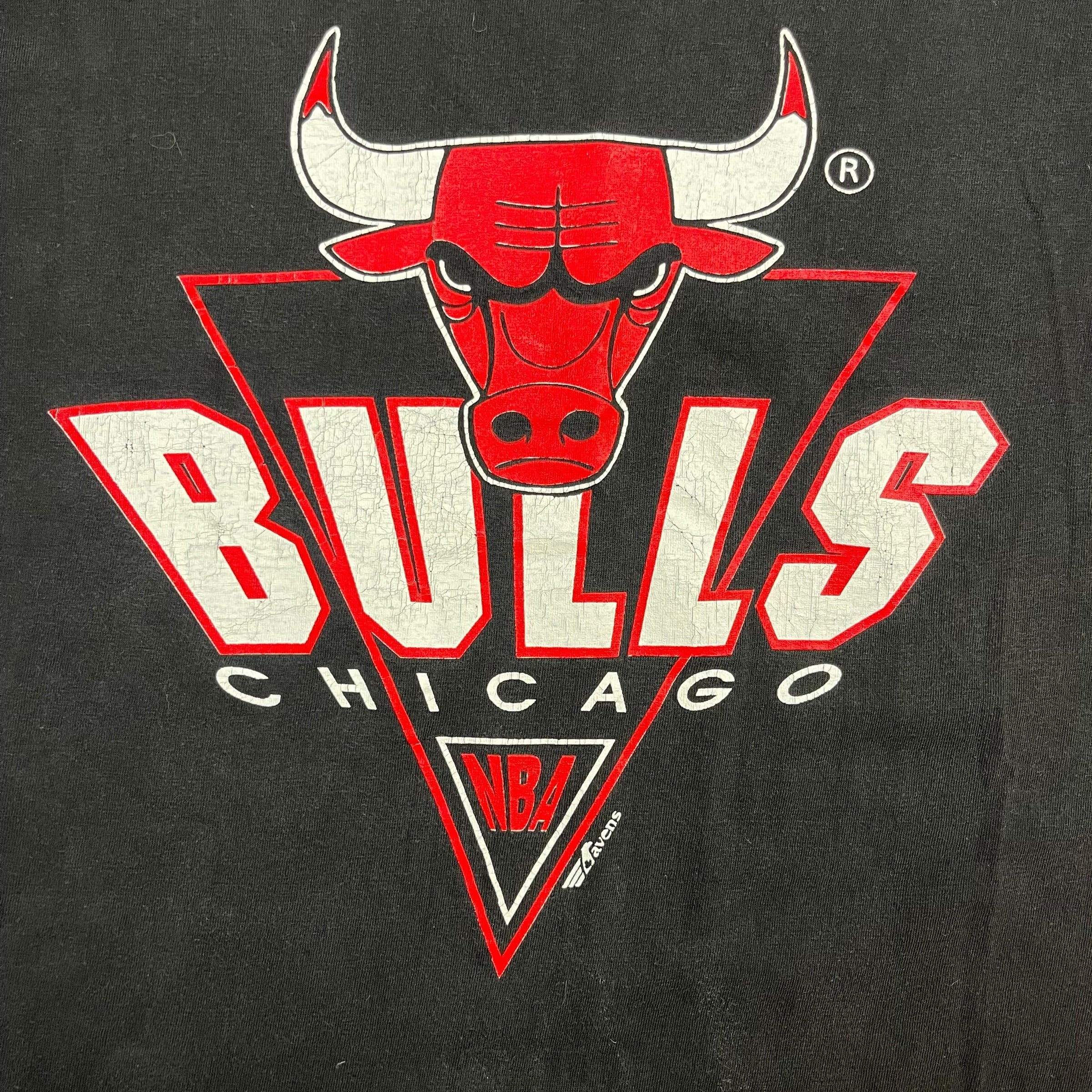 Vintage Chicago Bulls Triangle Logo Black