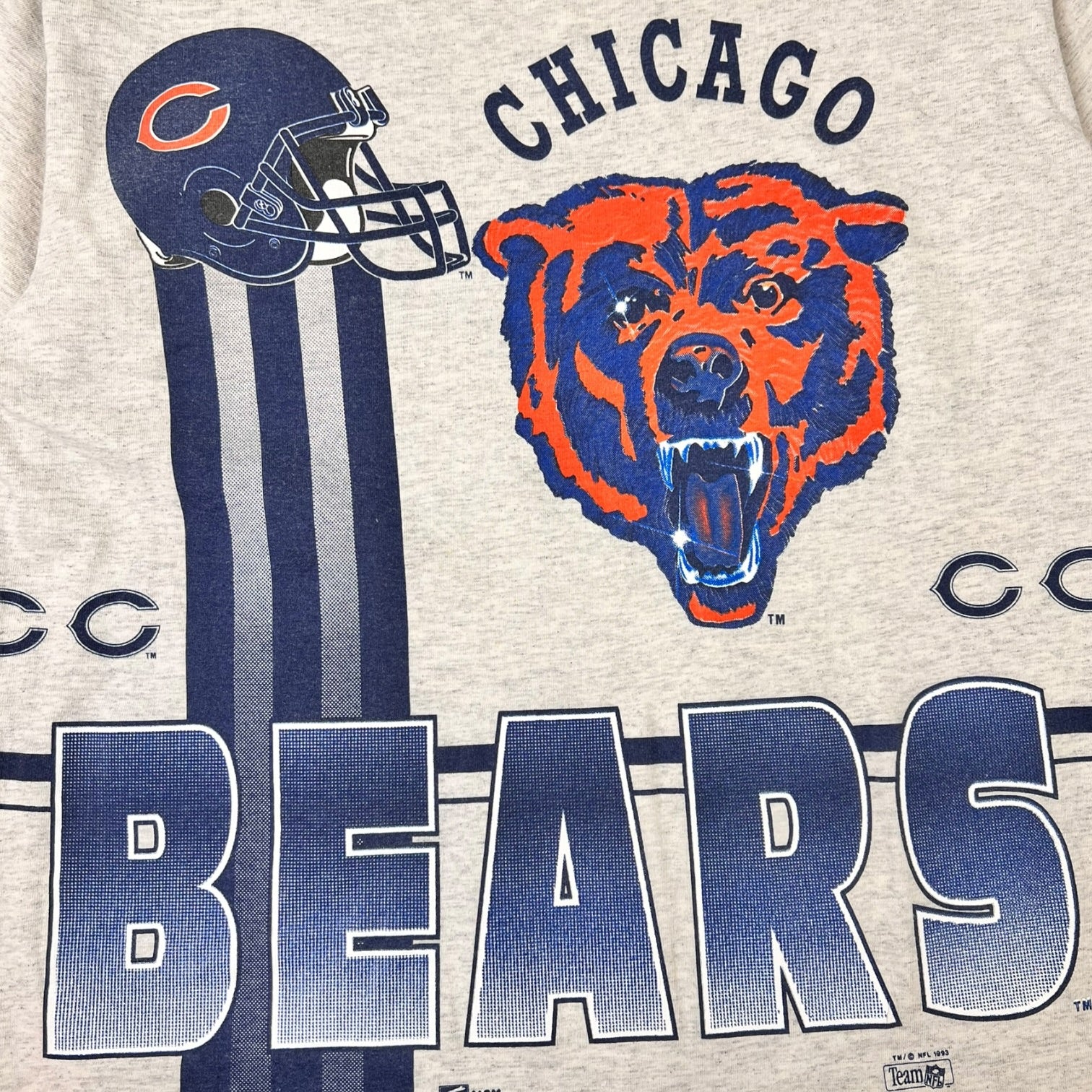 Vintage 1993 Chicago Bears NFL Graphic T-Shirt