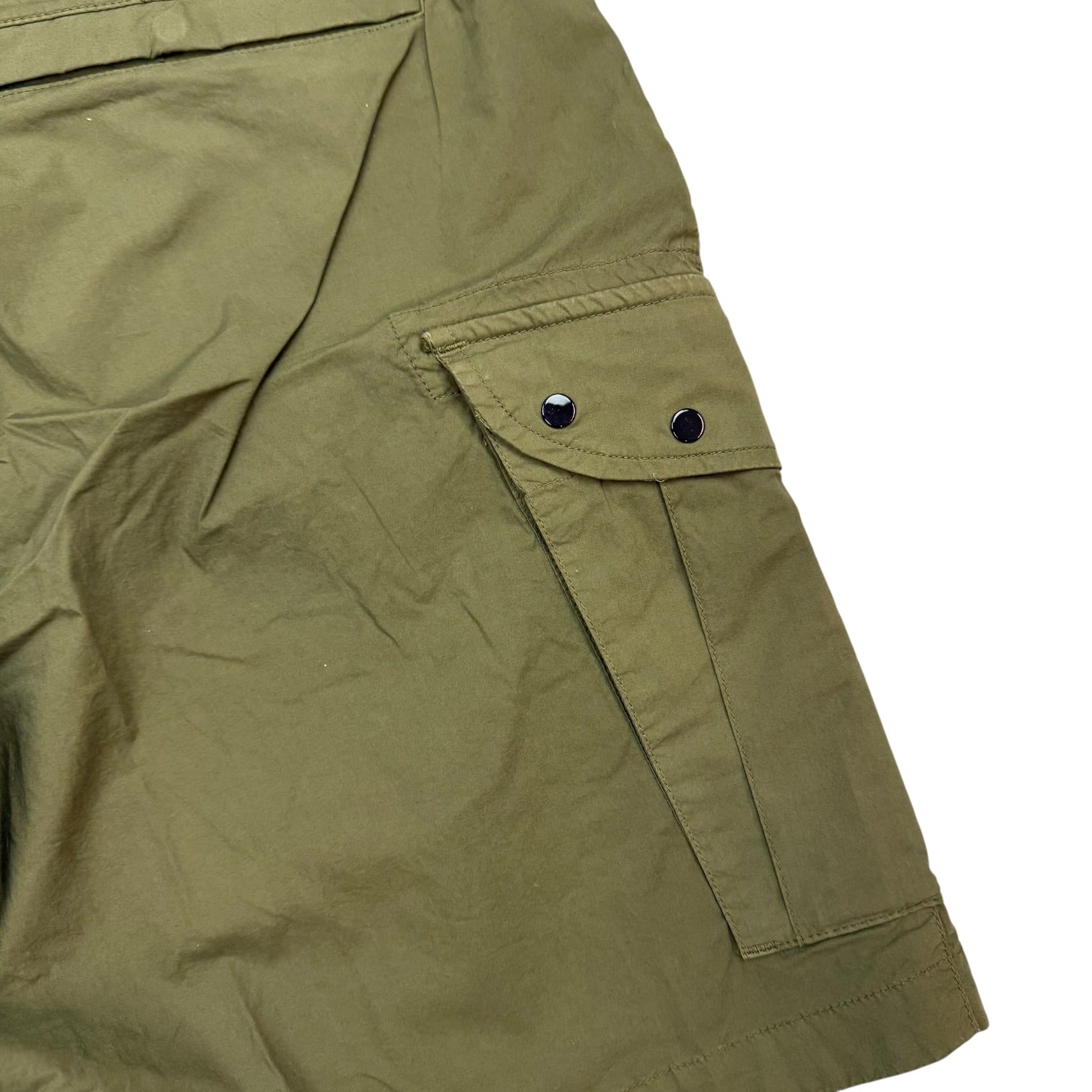 Stone Island Badge Cargo Shorts Olive Green