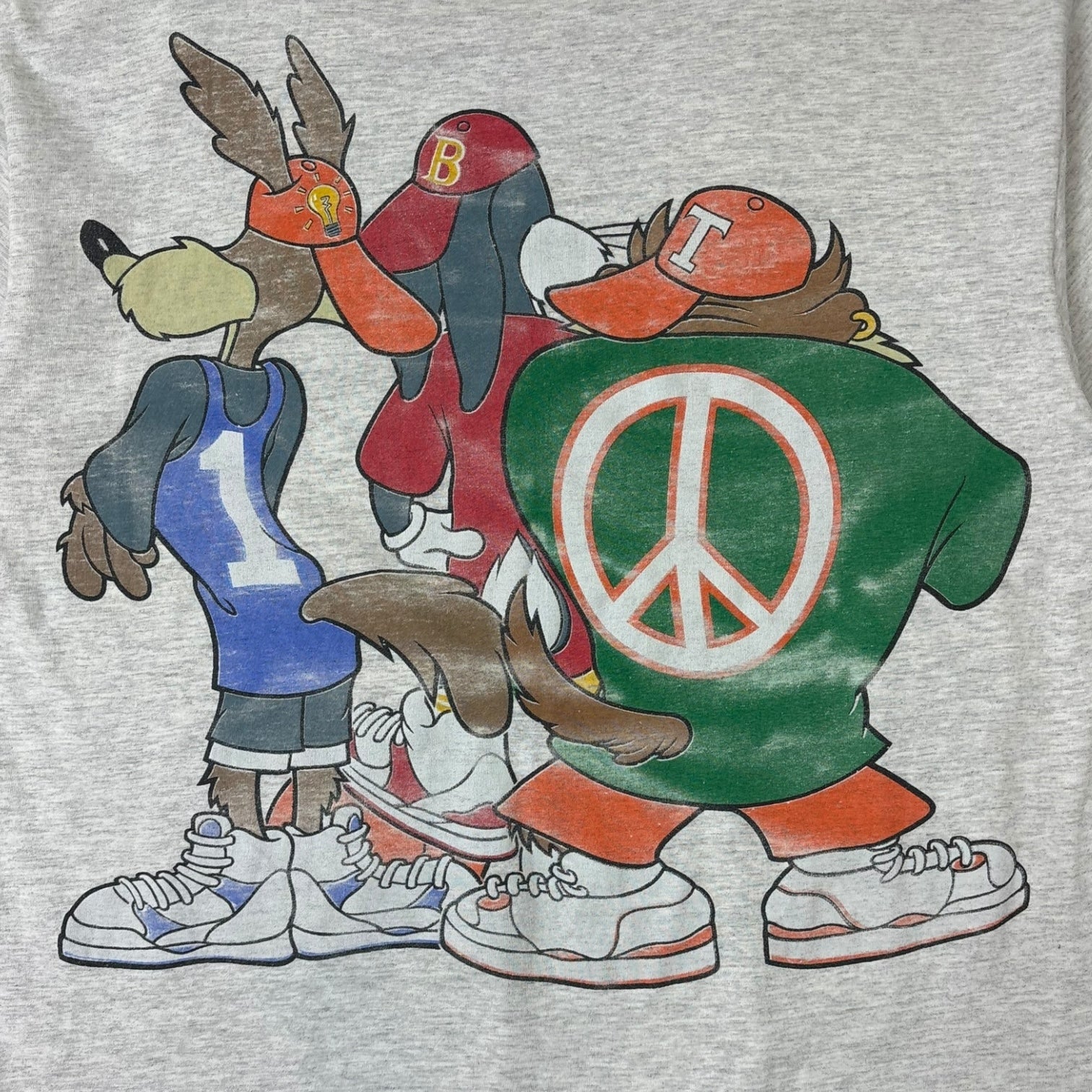 Vintage 1993 Looney Tunes Cross Colours Basketball T-Shirt Grey