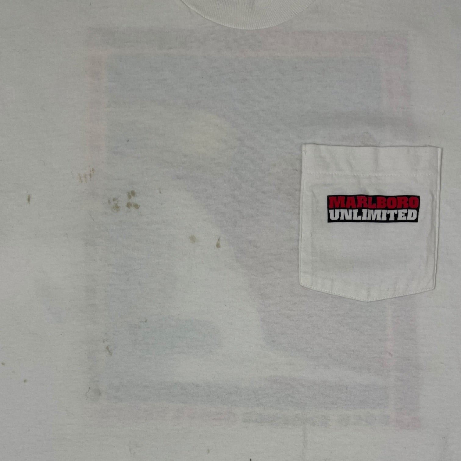 Vintage 90’s Marlboro Unlimited Pipestone Pass Train Graphic T-Shirt White