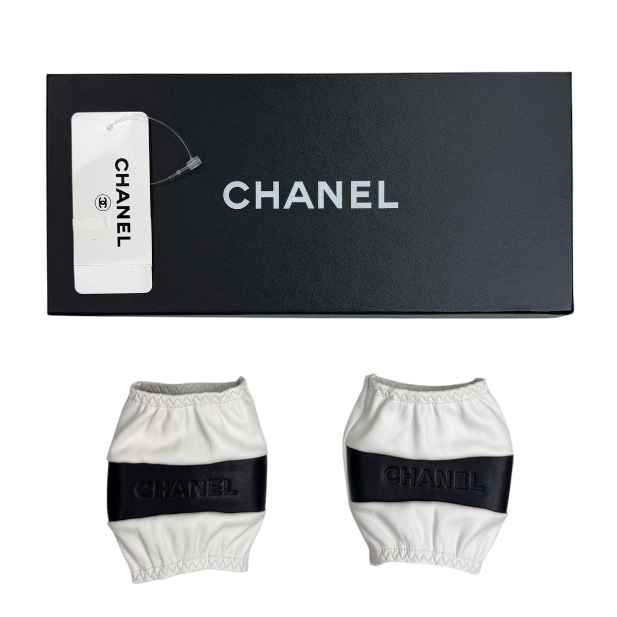 (W) Chanel Fingerless Leather Glove White