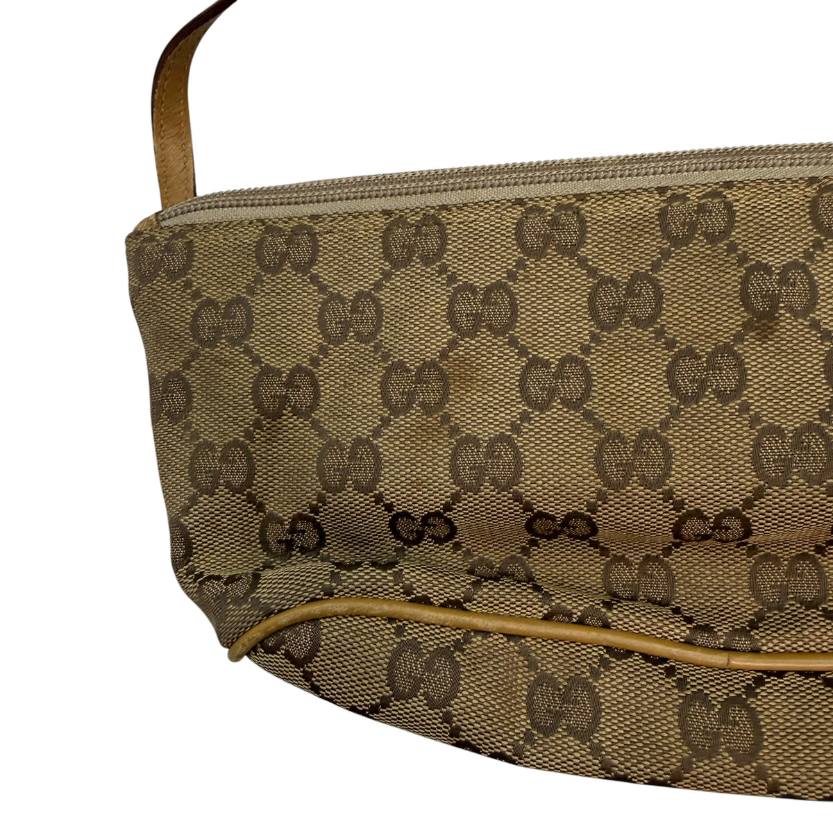 (W) Vintage Y2K Gucci GG Canvas Boat Pouchette Beige