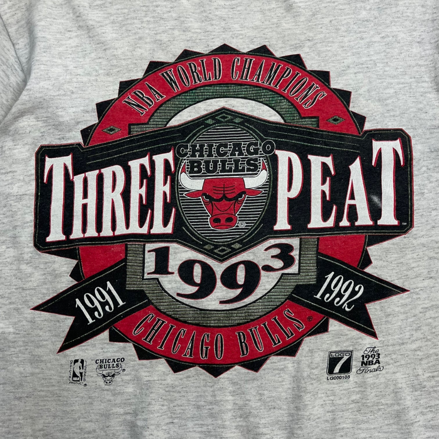 1993 Chicago Bulls 3-Peat Champions T-Shirt