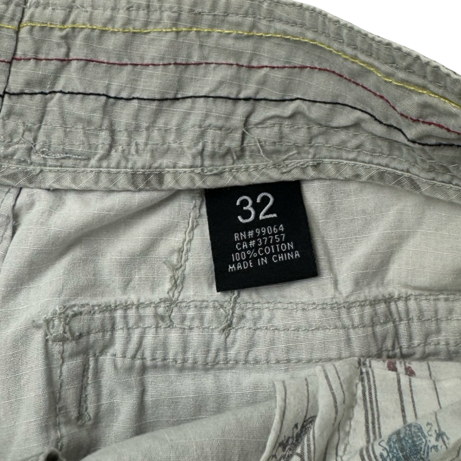 Vintage Y2K Billabong Camo Cargo Baggy Shorts