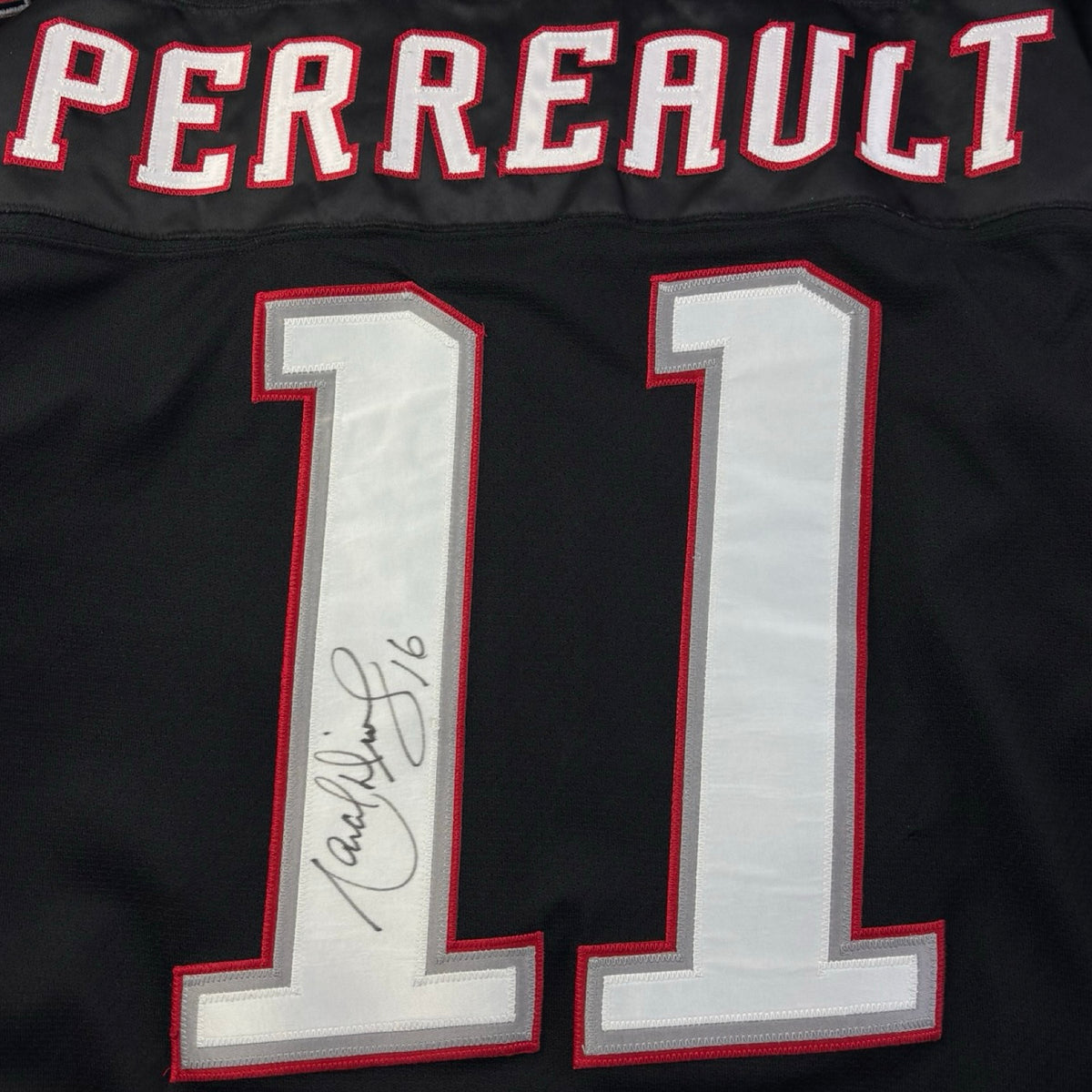 Vintage CCM Buffalo Sabres Gilbert Perreault NHL Away Jersey
