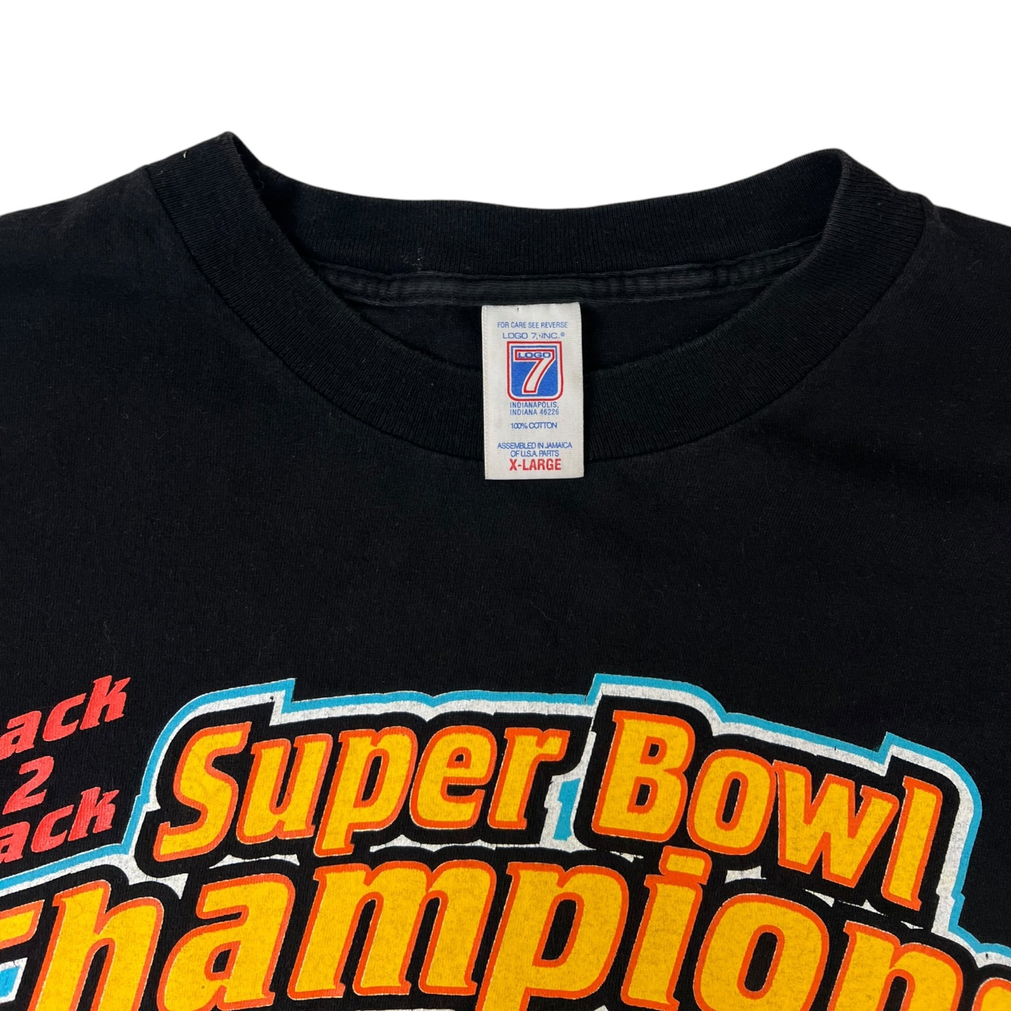 Vintage Denver Broncos Back-To-Back Super Bowl XXXII and XXXIII Victories T-shirt