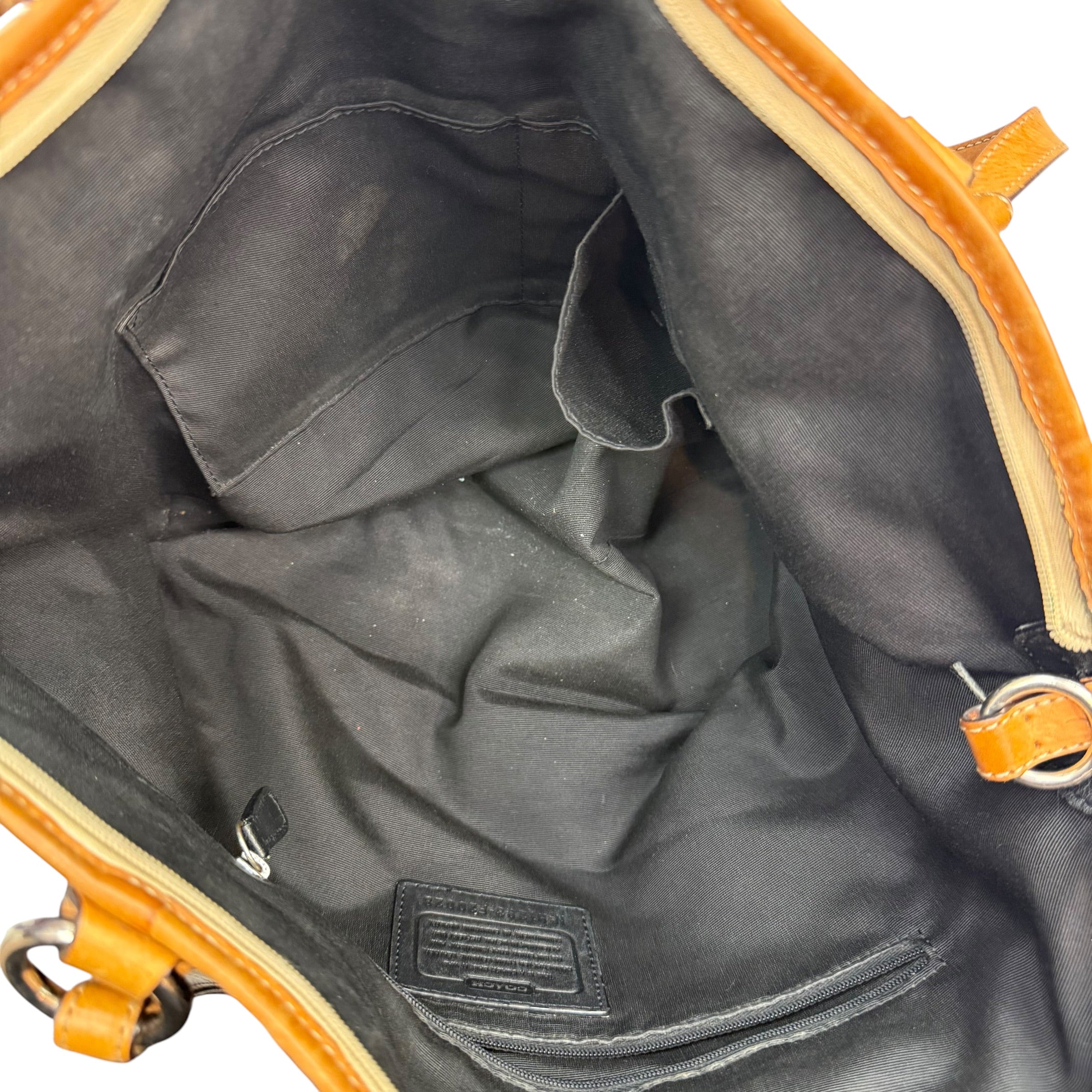 (W) Vintage Coach Peyton Embossed Signature Patent Leather Tote Bag